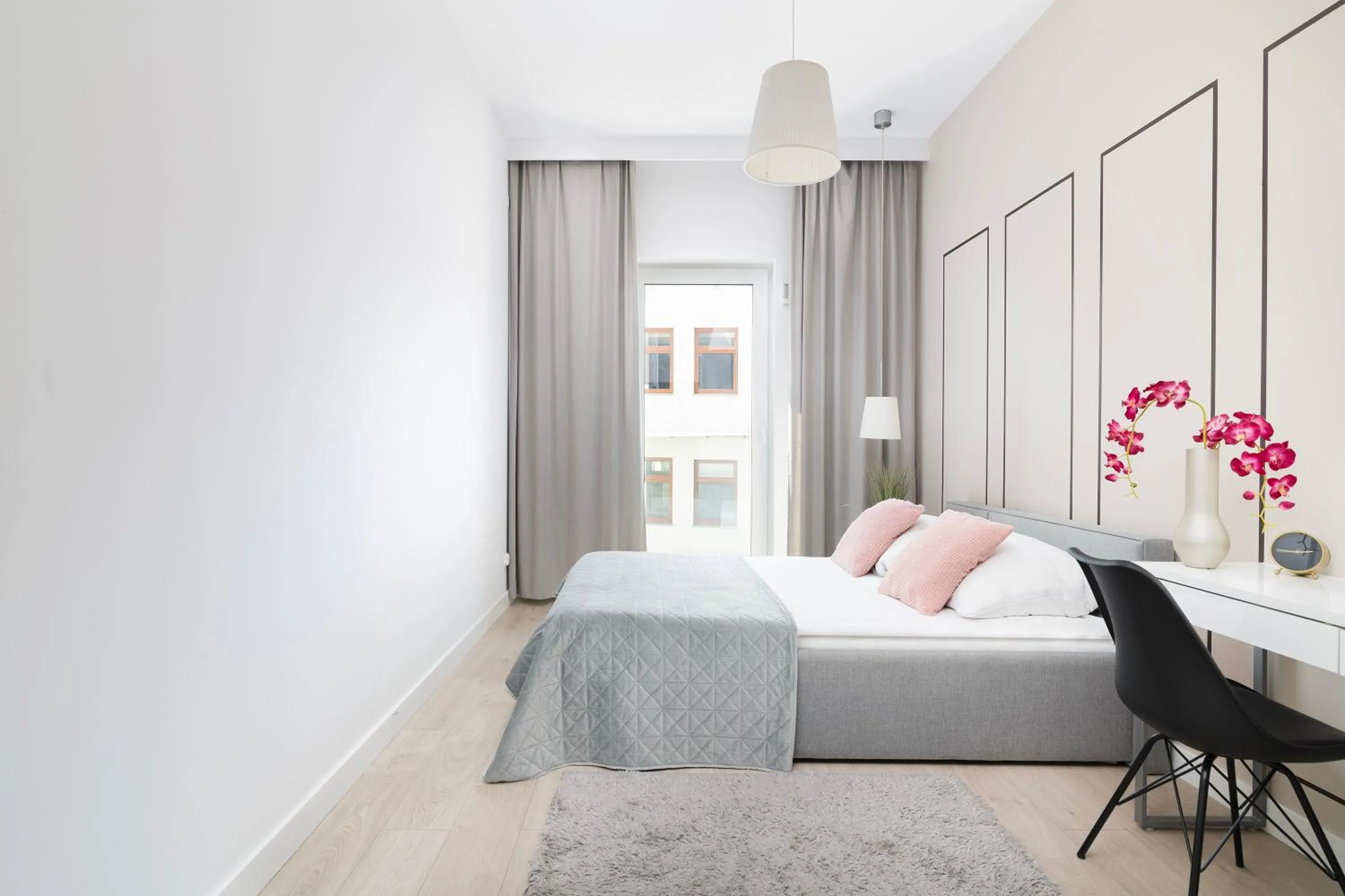 Bed in EASY RENT Apartments - DESIRE