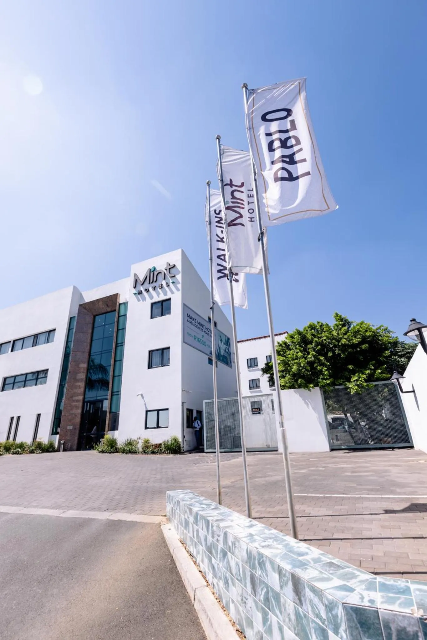 Property building in MINT Hotel 84 on Katherine