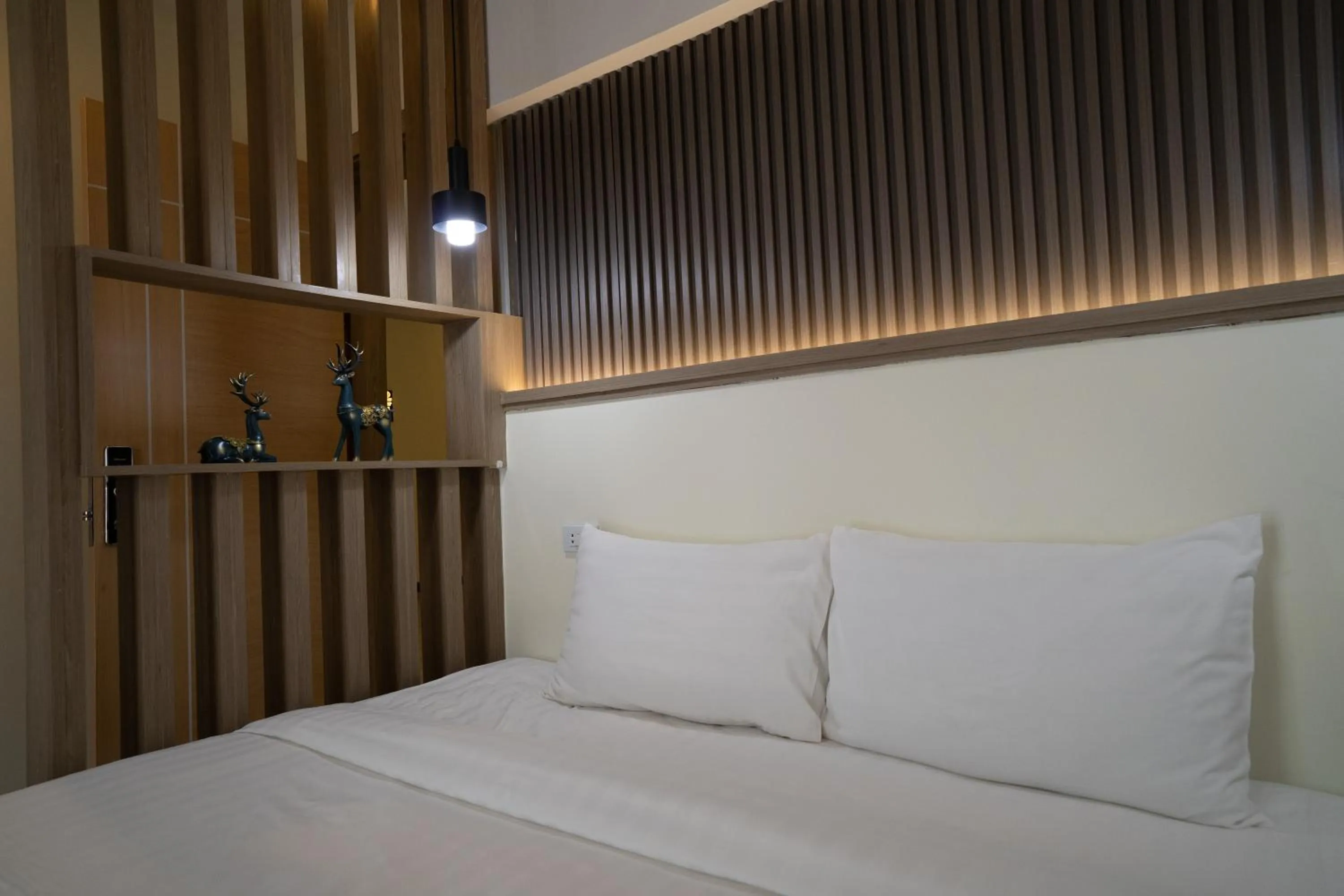 Bedroom, Bed in Hak Heng Hotel