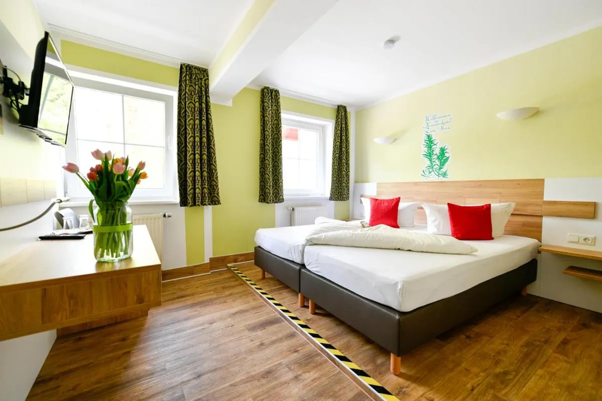 Bedroom, Bed in Hotel Zum Stern Spreewald