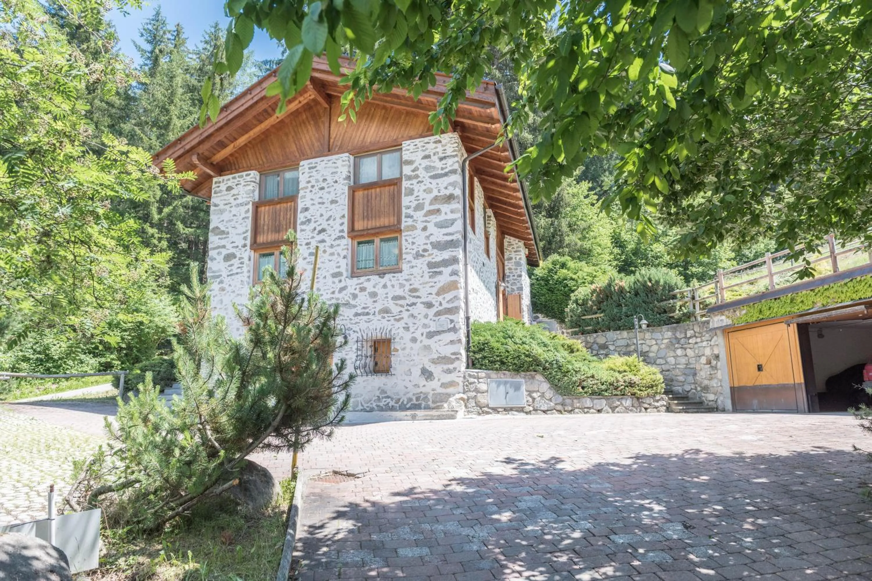 Property building in Maso Noce