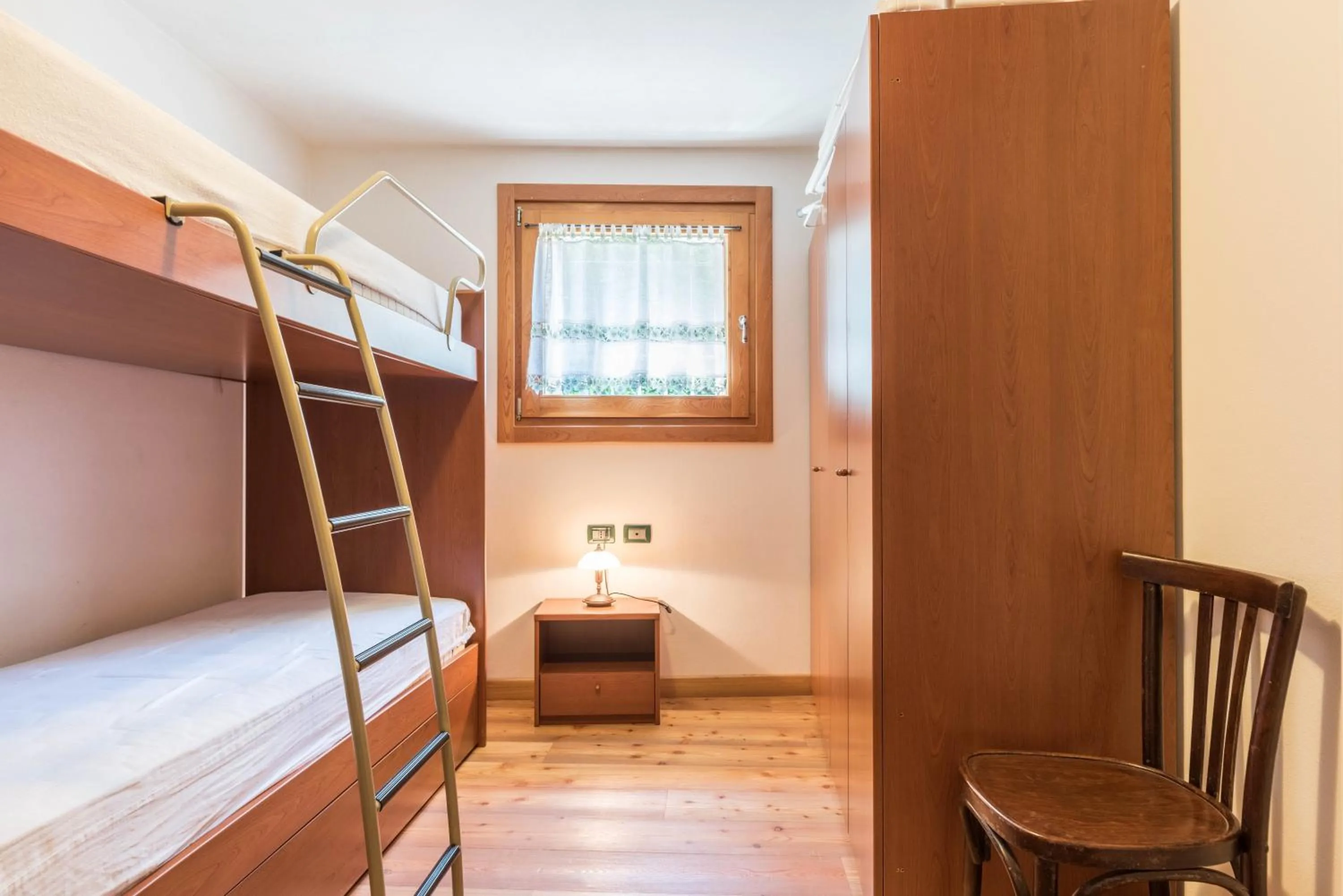 Property building, Bed in Maso Noce