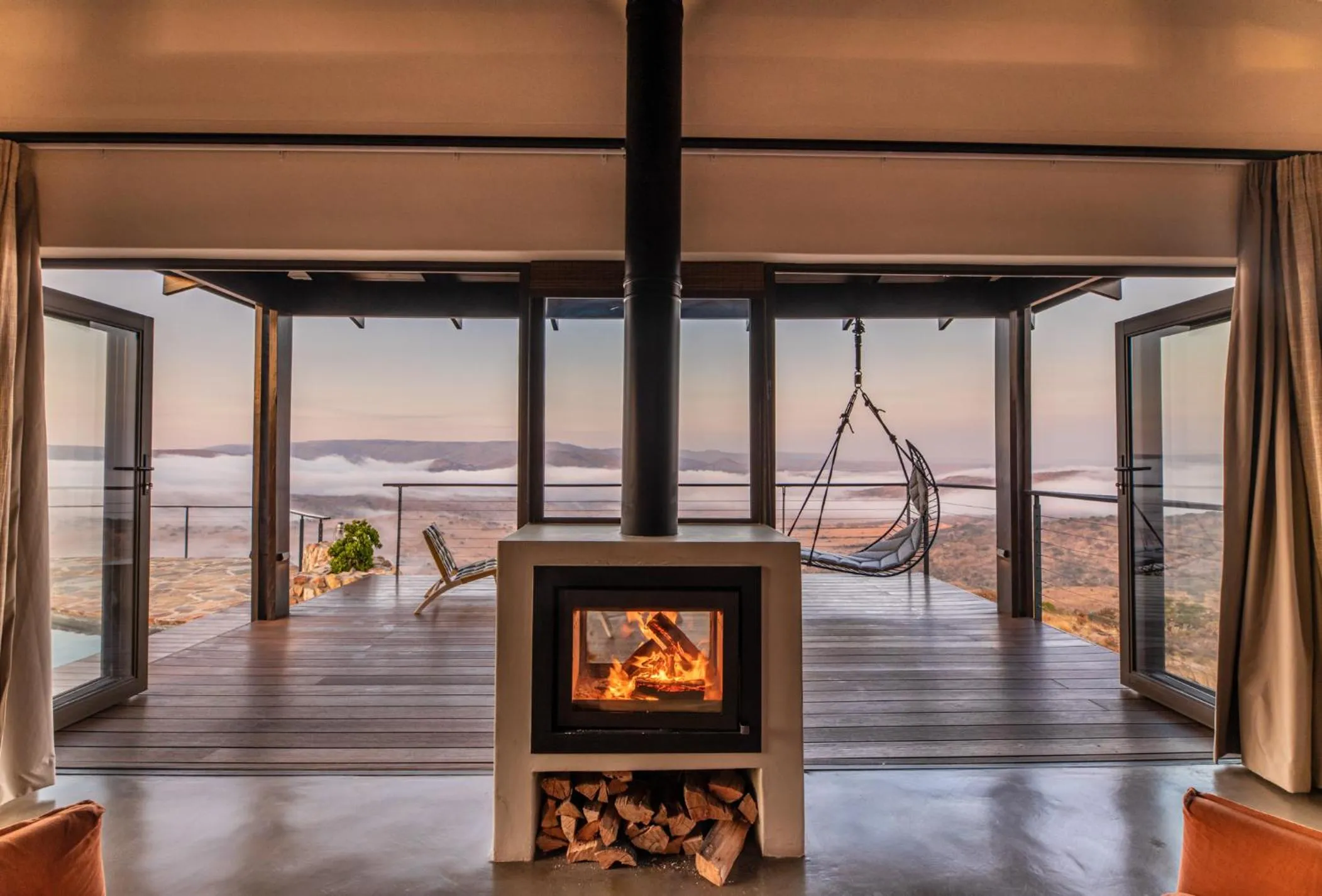 Bedroom in Zulu Rock Lodge - Babanango Game Reserve