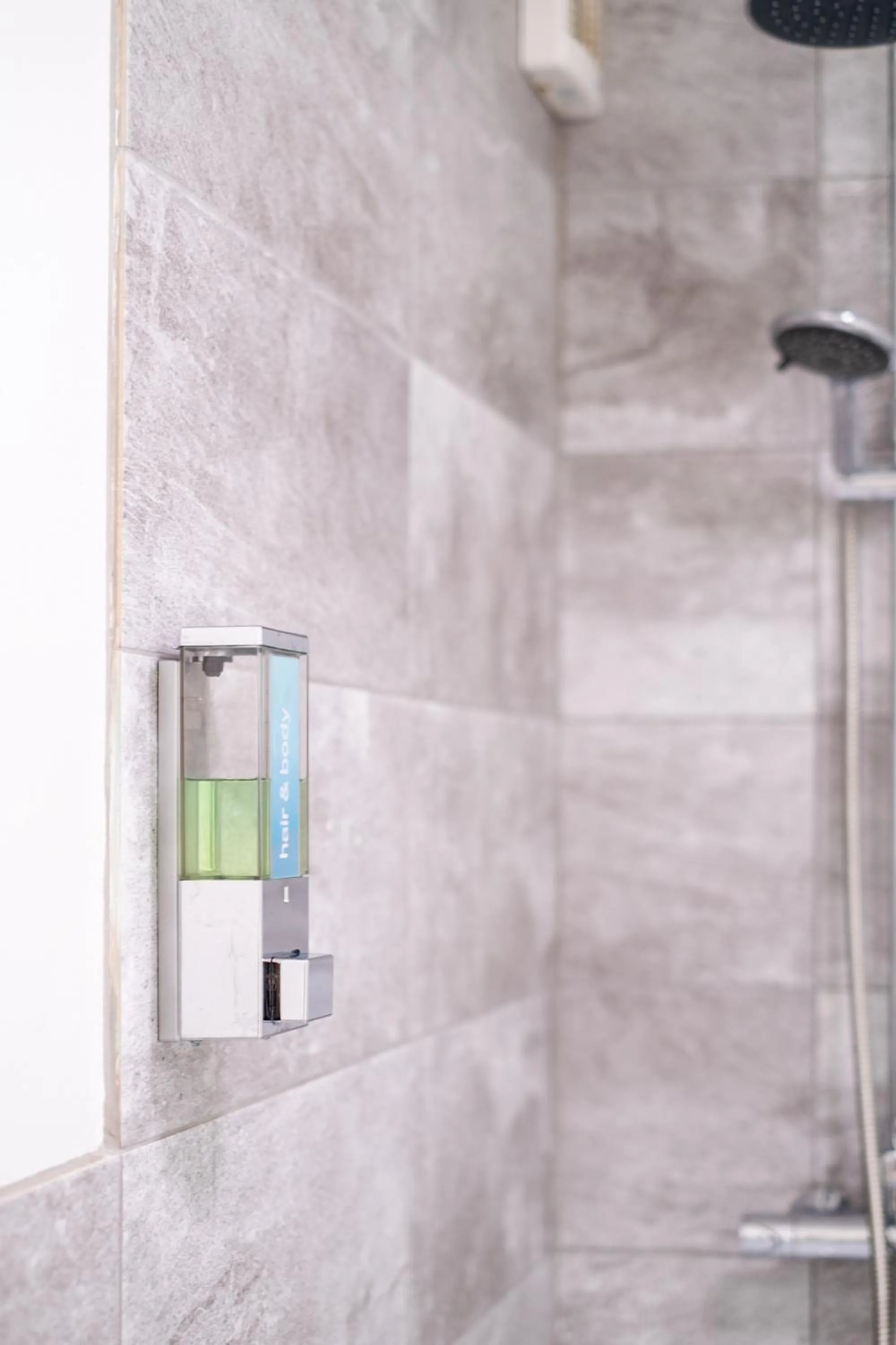 Bathroom in Brunswick in Brighton and Hove by 9S Living