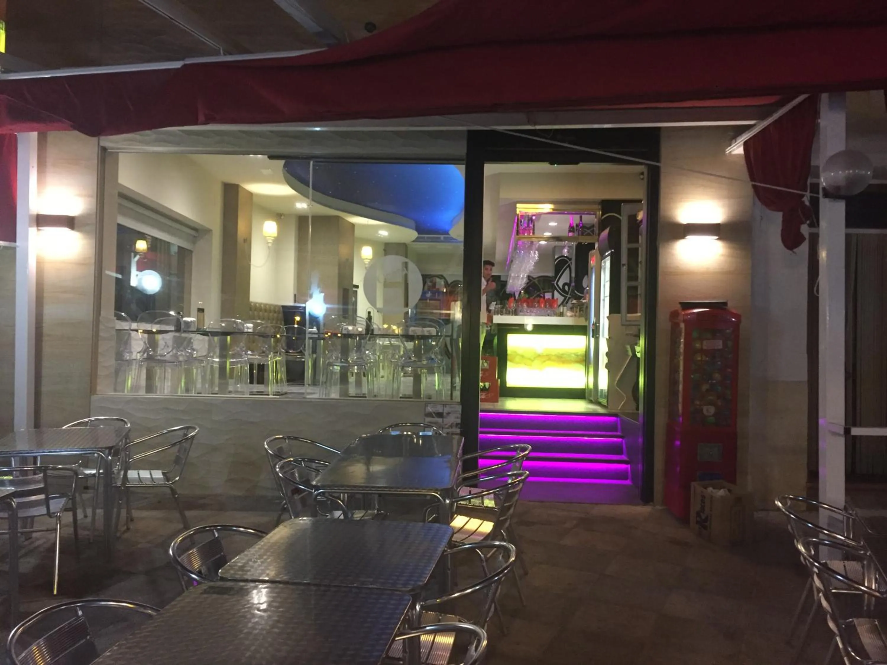 Restaurant/places to eat in HOSTAL COSTA SOL