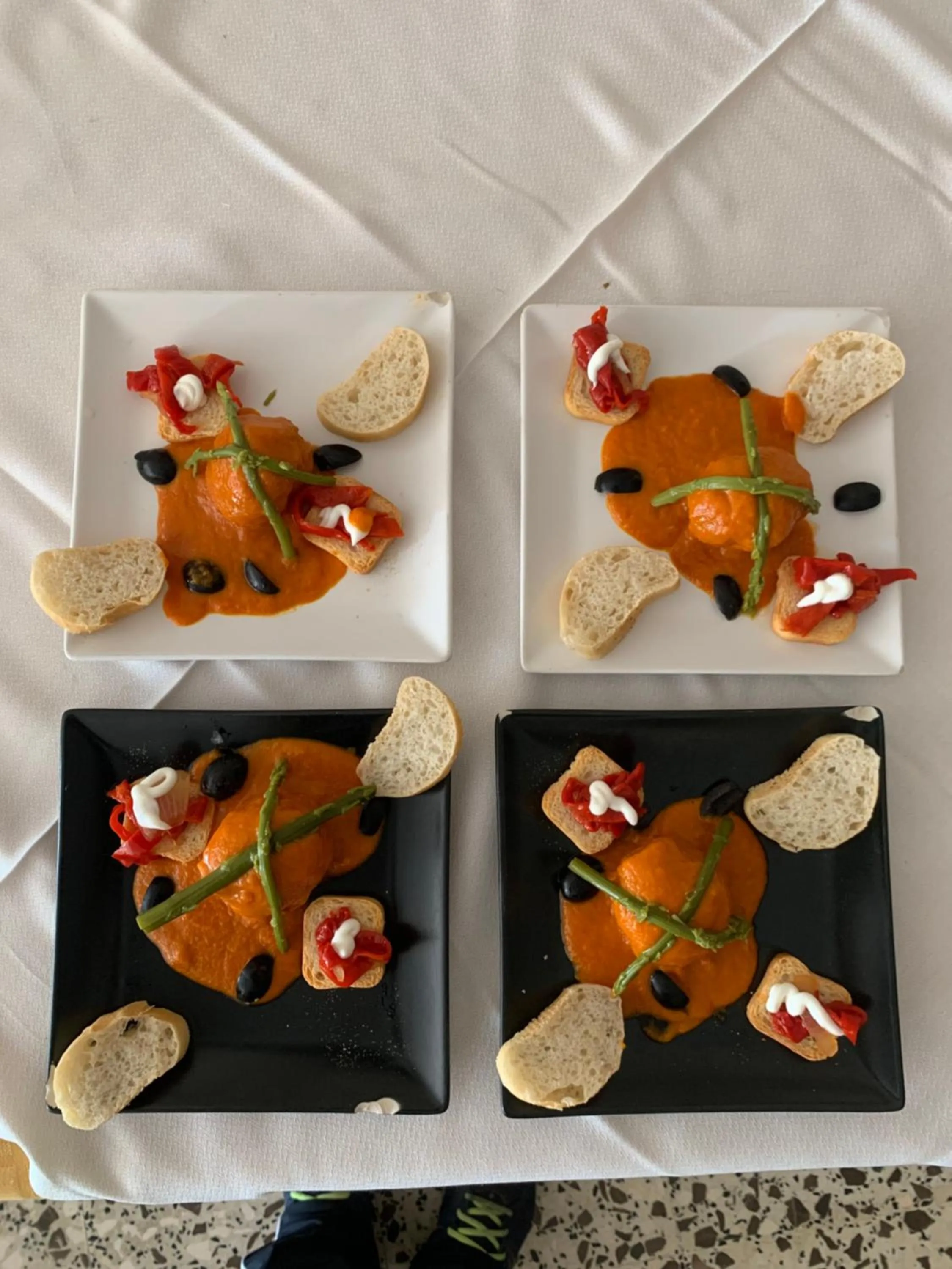 Restaurant/places to eat in HOSTAL COSTA SOL