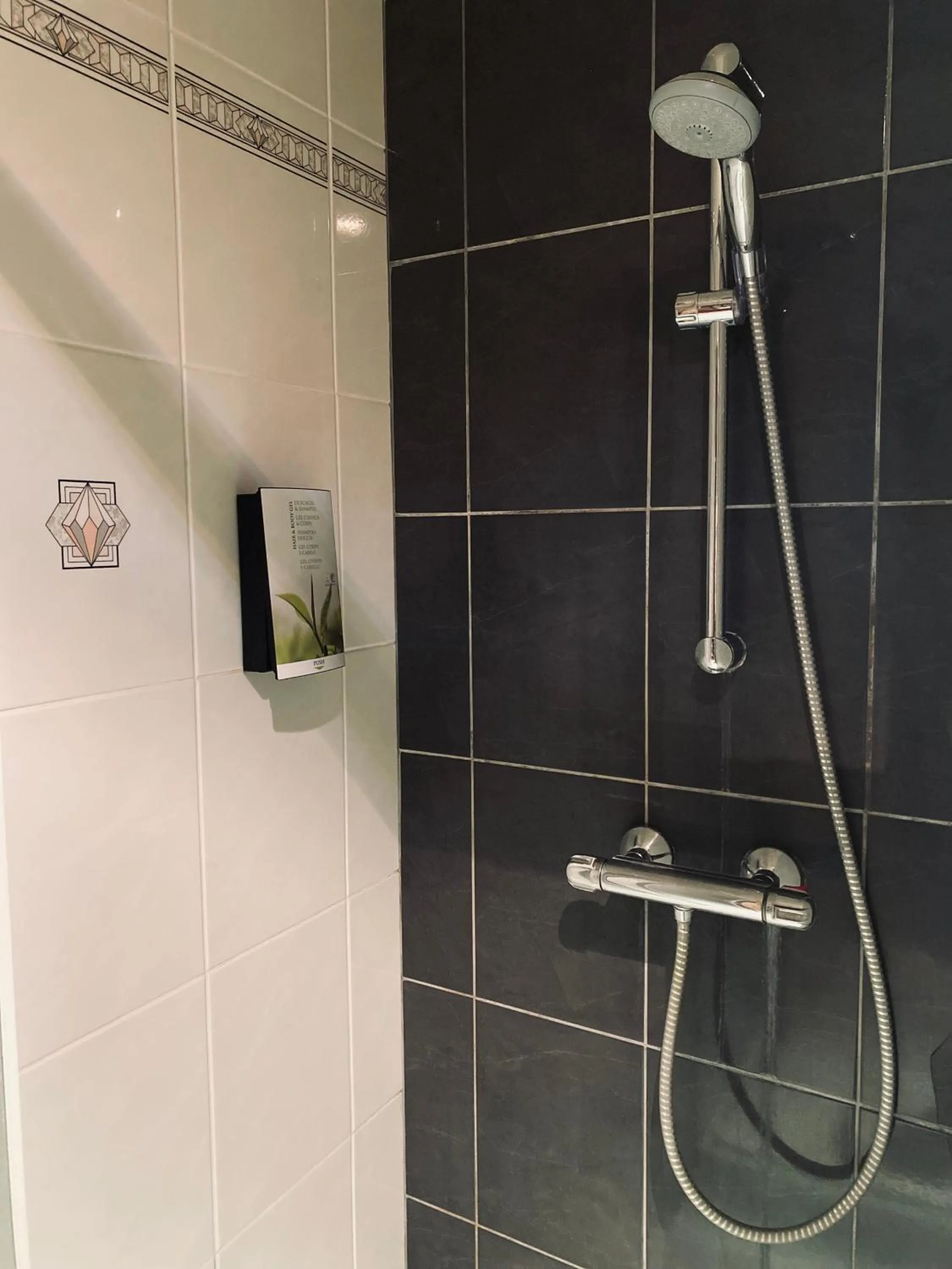 Shower in HOTEL BORNEM