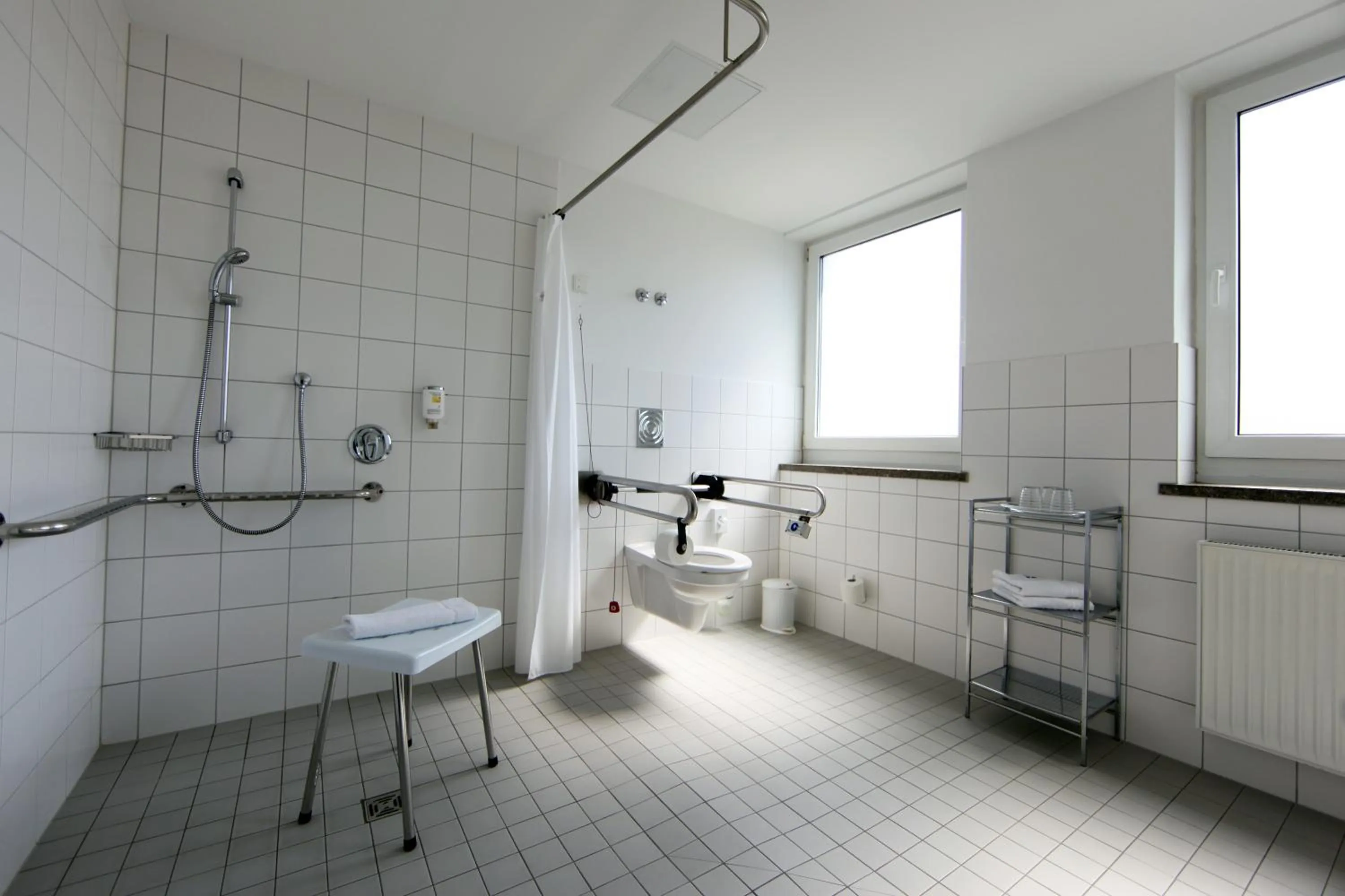 Bathroom in Dietrich-Bonhoeffer-Hotel Berlin Mitte