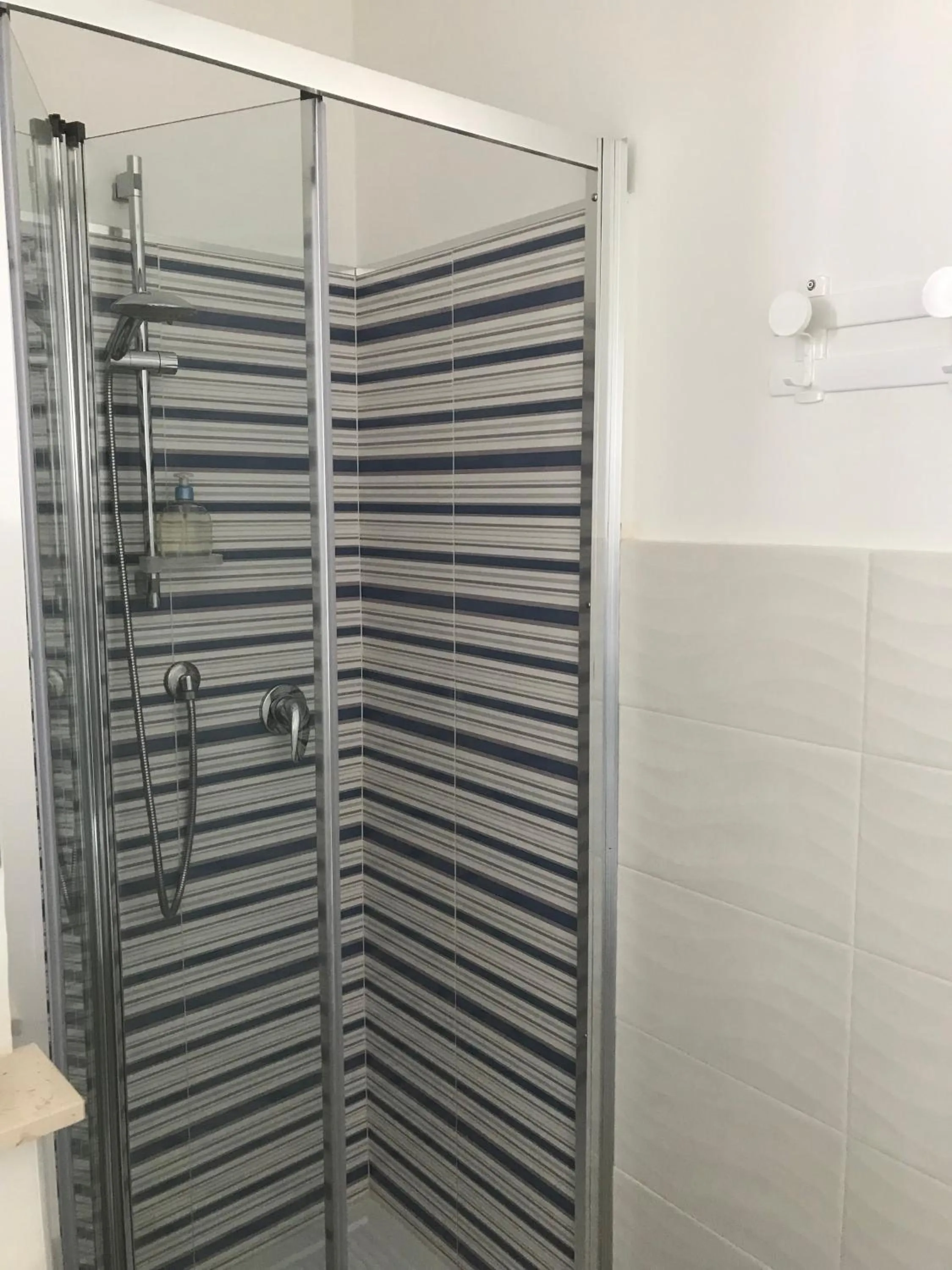 Shower in fronteMare Faleria