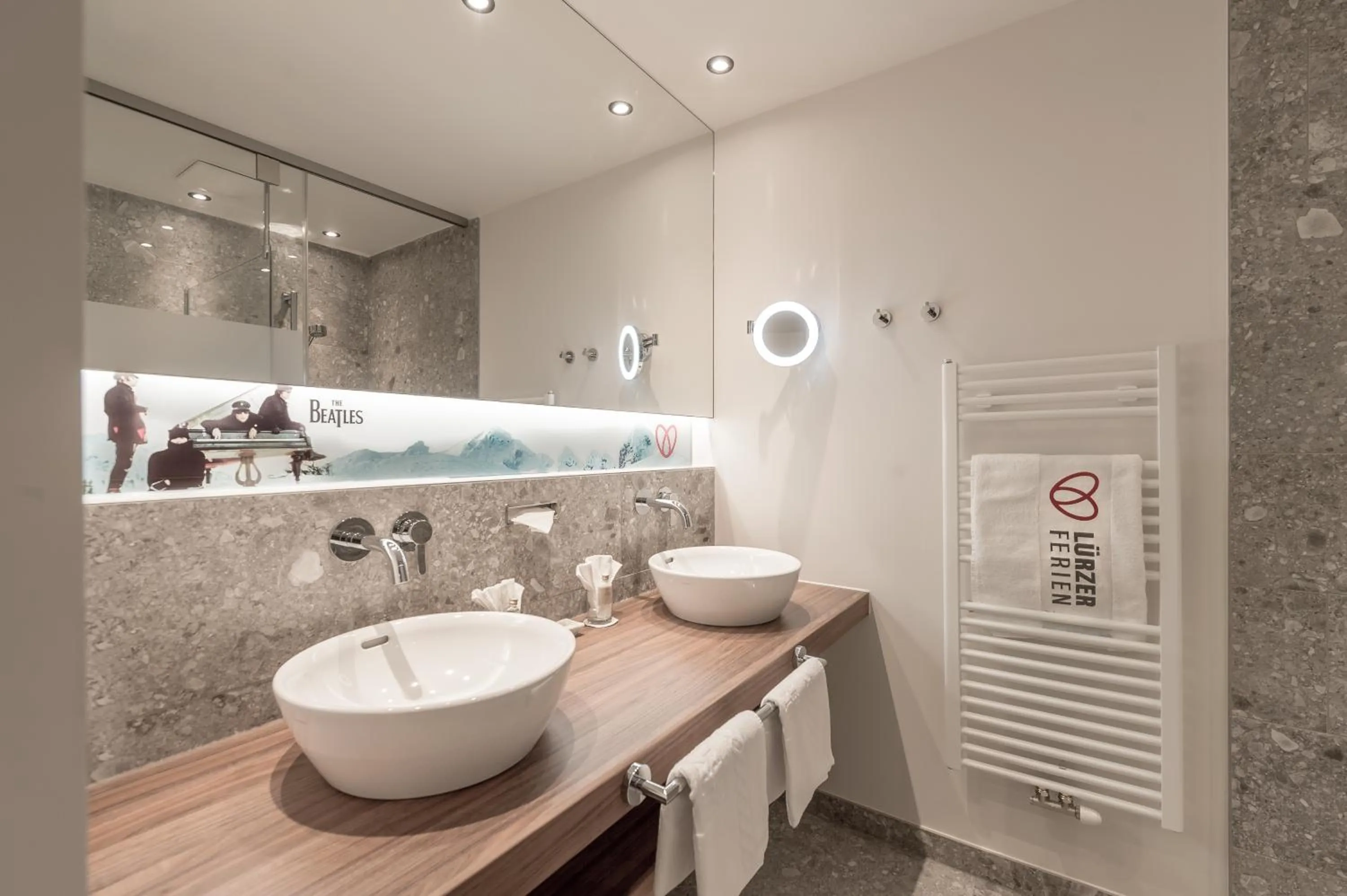 Photo of the whole room in Superior Hotel Edelweiss