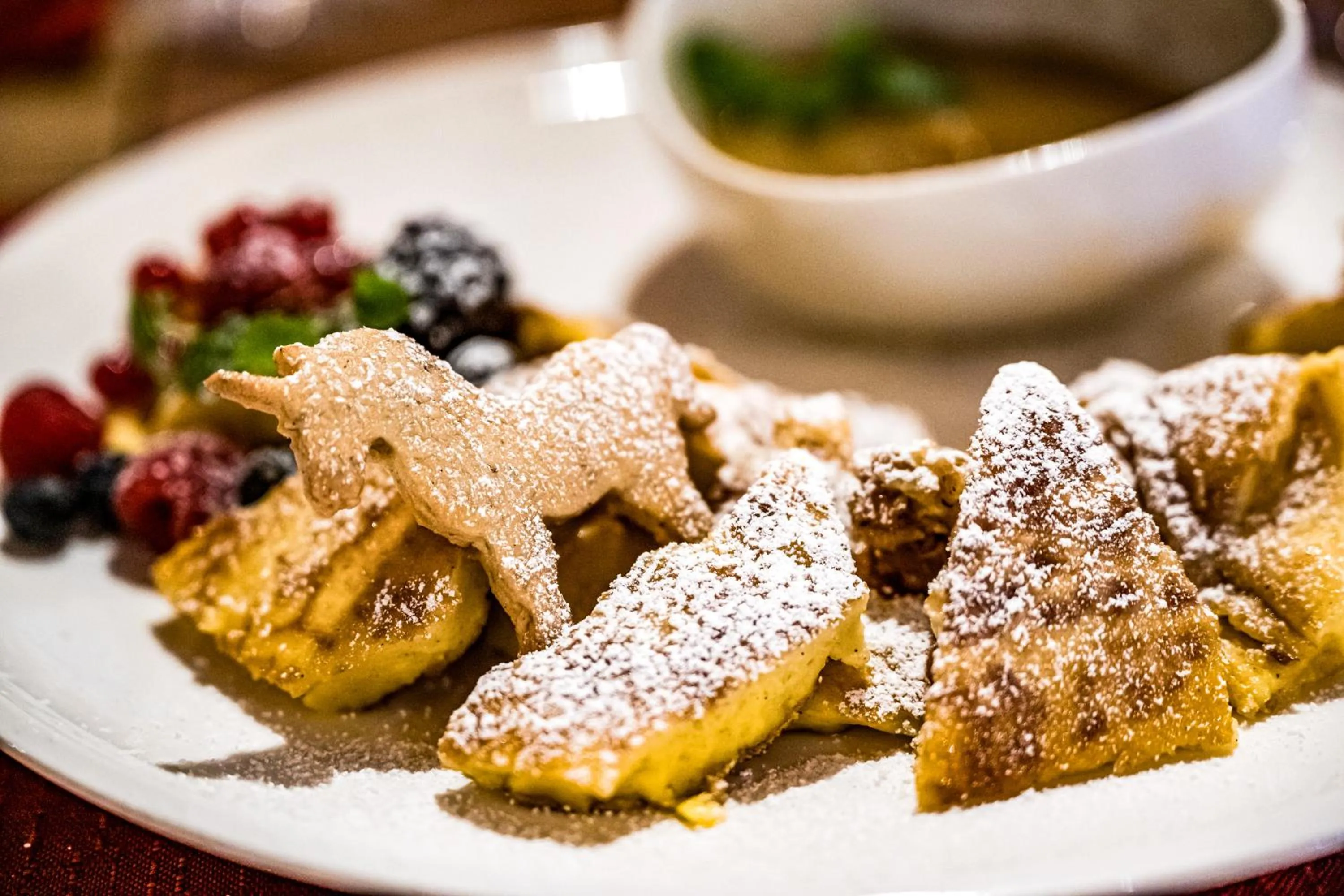 Food and drinks in Superior Hotel Edelweiss