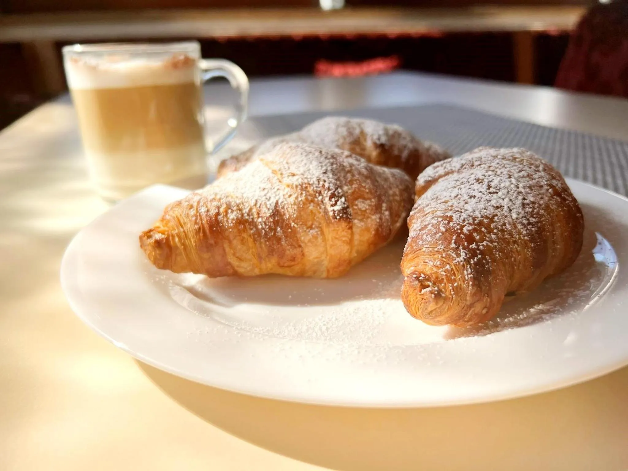 Breakfast in Hotel Hellers Twenty Four II -24h-Check-In-