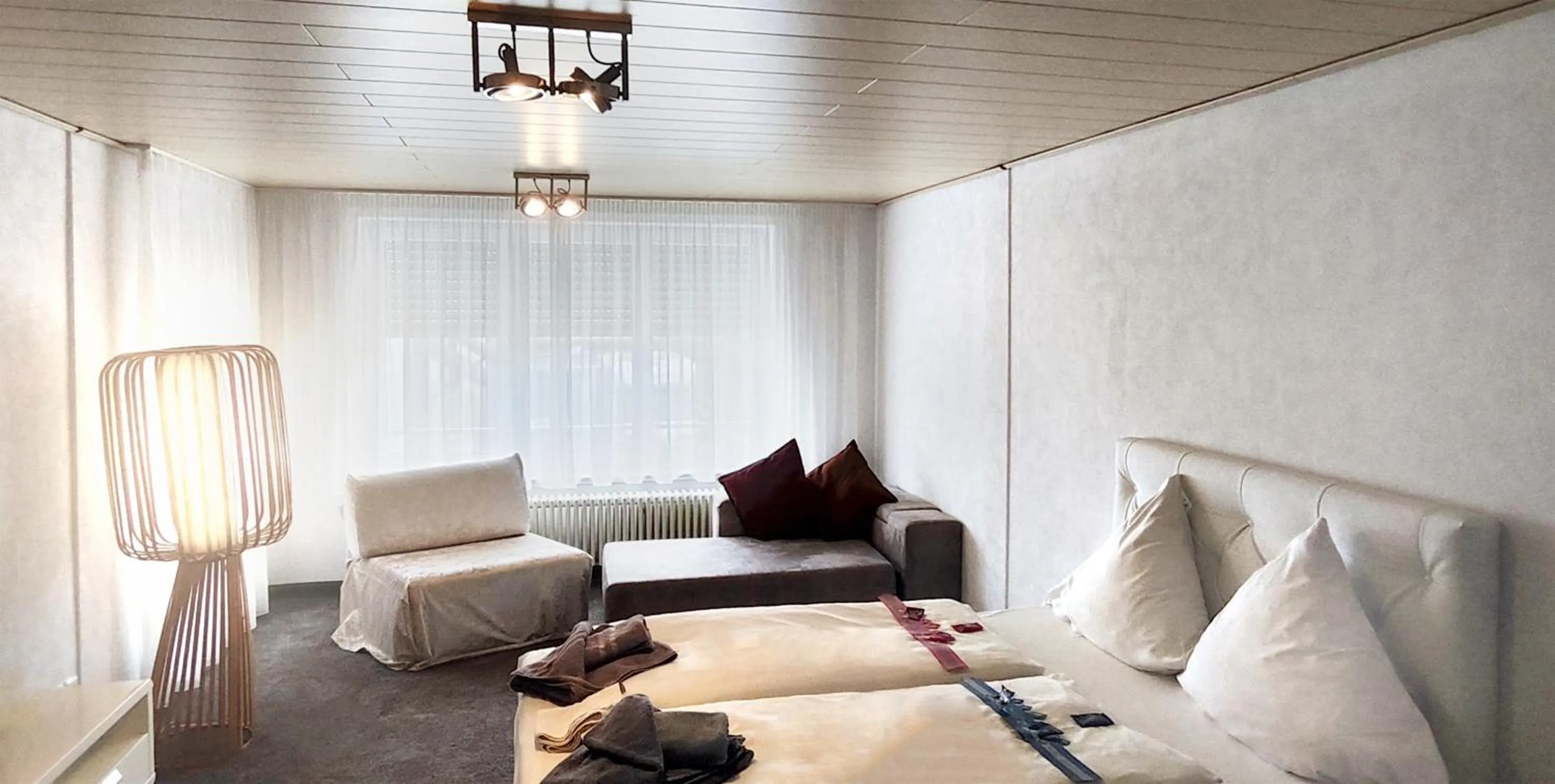 Bedroom in Hotel Hellers Twenty Four II -24h-Check-In-