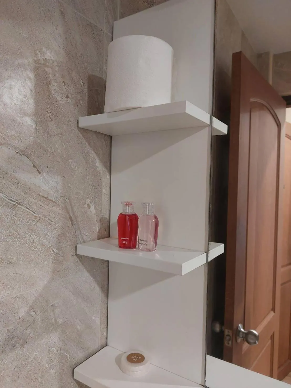 V Check inn Sukhumvit 22