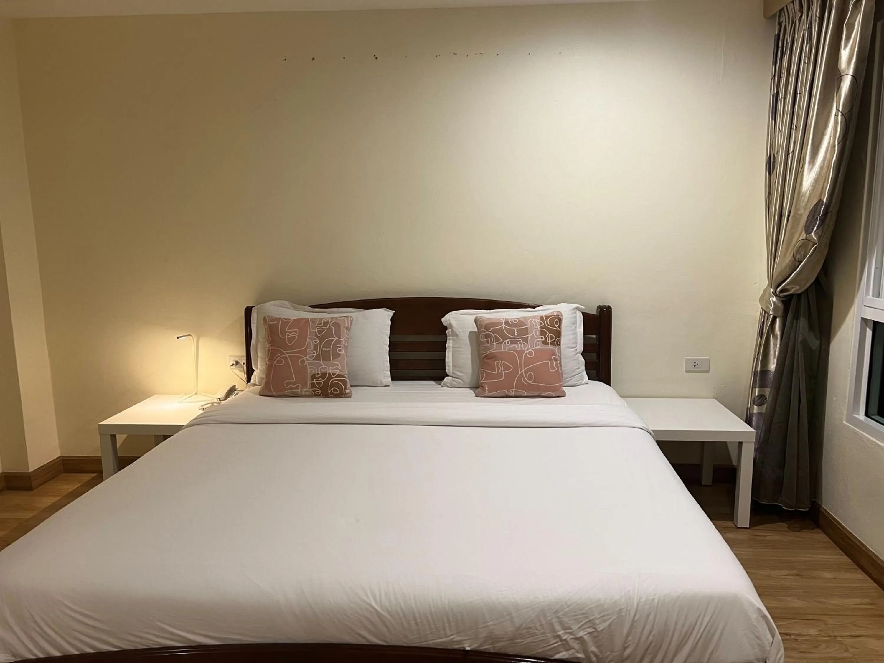 Bed in V Check inn Sukhumvit 22