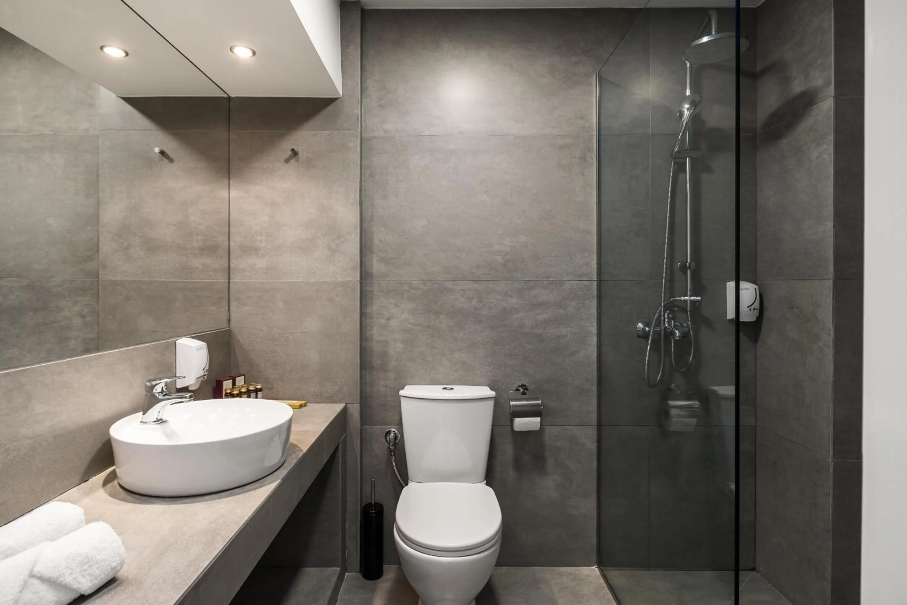 Bathroom in Akron Seascape Resort