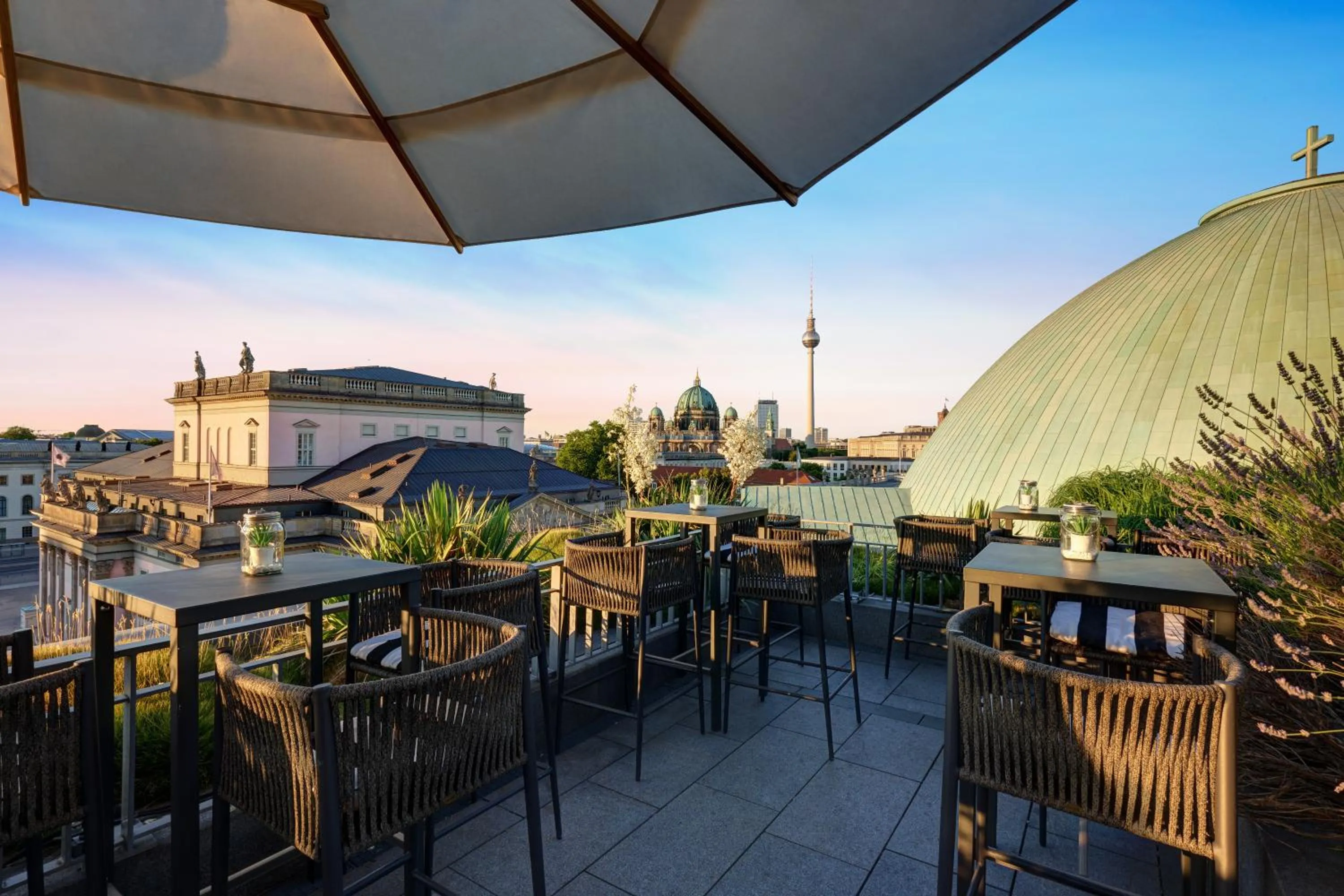 Restaurant/places to eat in Hotel De Rome Berlin