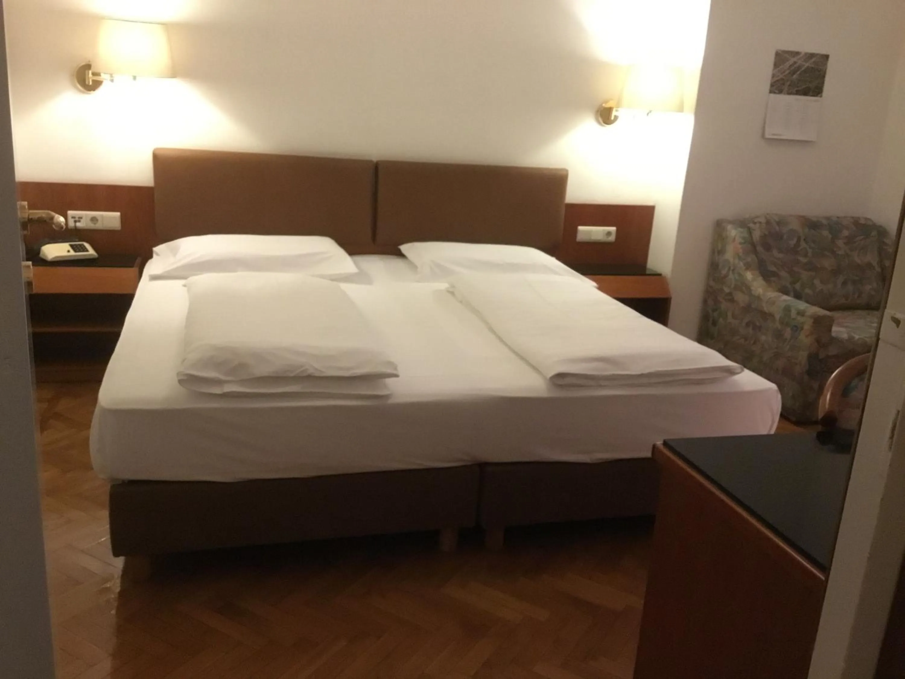 Bed in Hotel Adria
