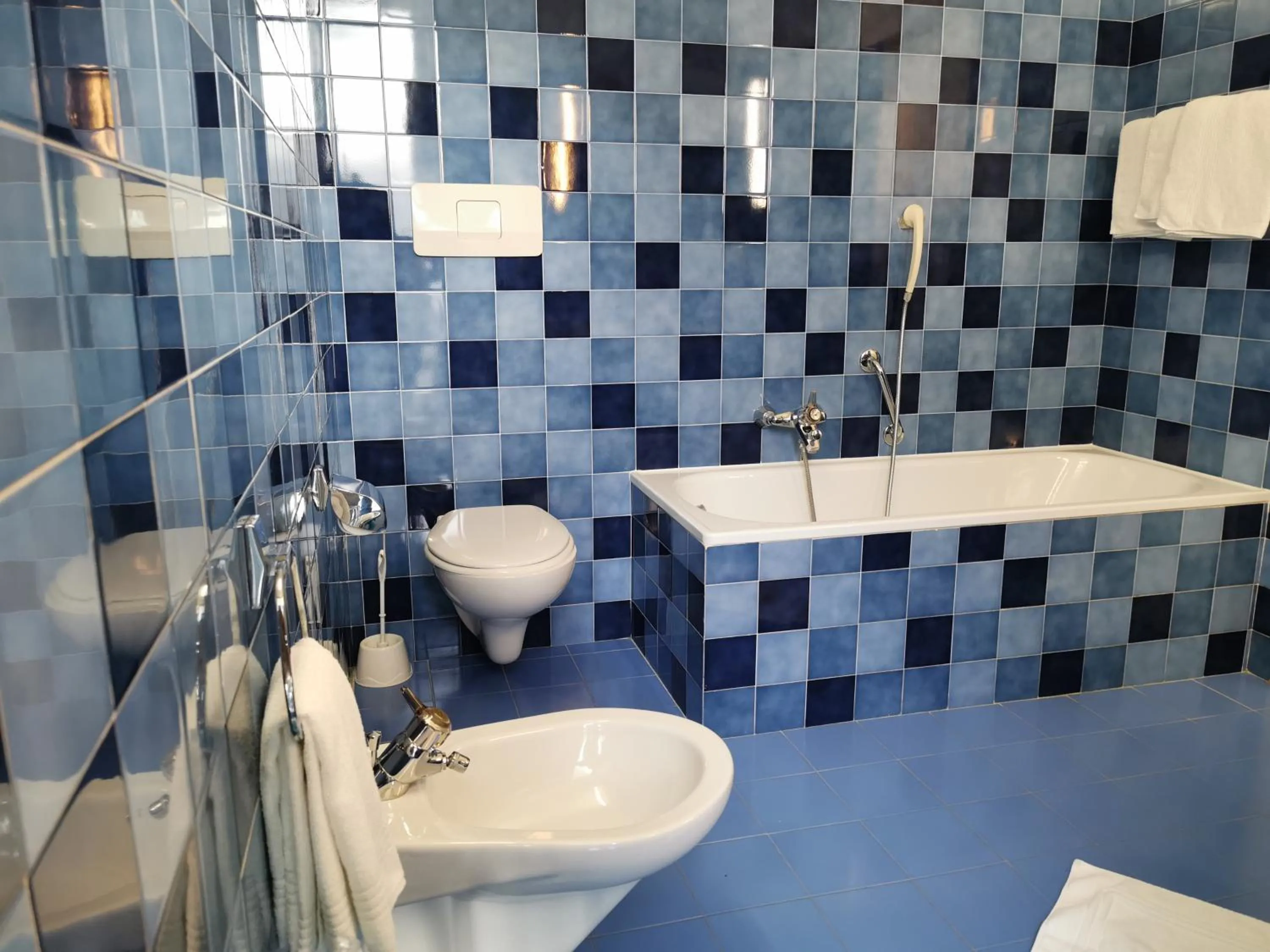 Bathroom in Hotel Adria