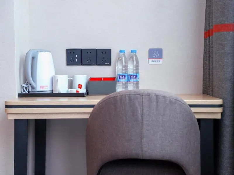 Thank Inn Chain Hotel Shanxi Yuncheng Ruicheng County Dongmao Plaza Store