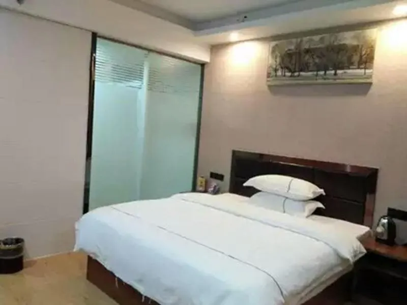 JUN Hotels Jiangxi Yingtan Yujiang County Railway Station Store