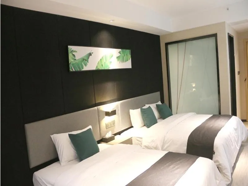 Up And In Shandong Linyi Lanshan District Taisheng Square