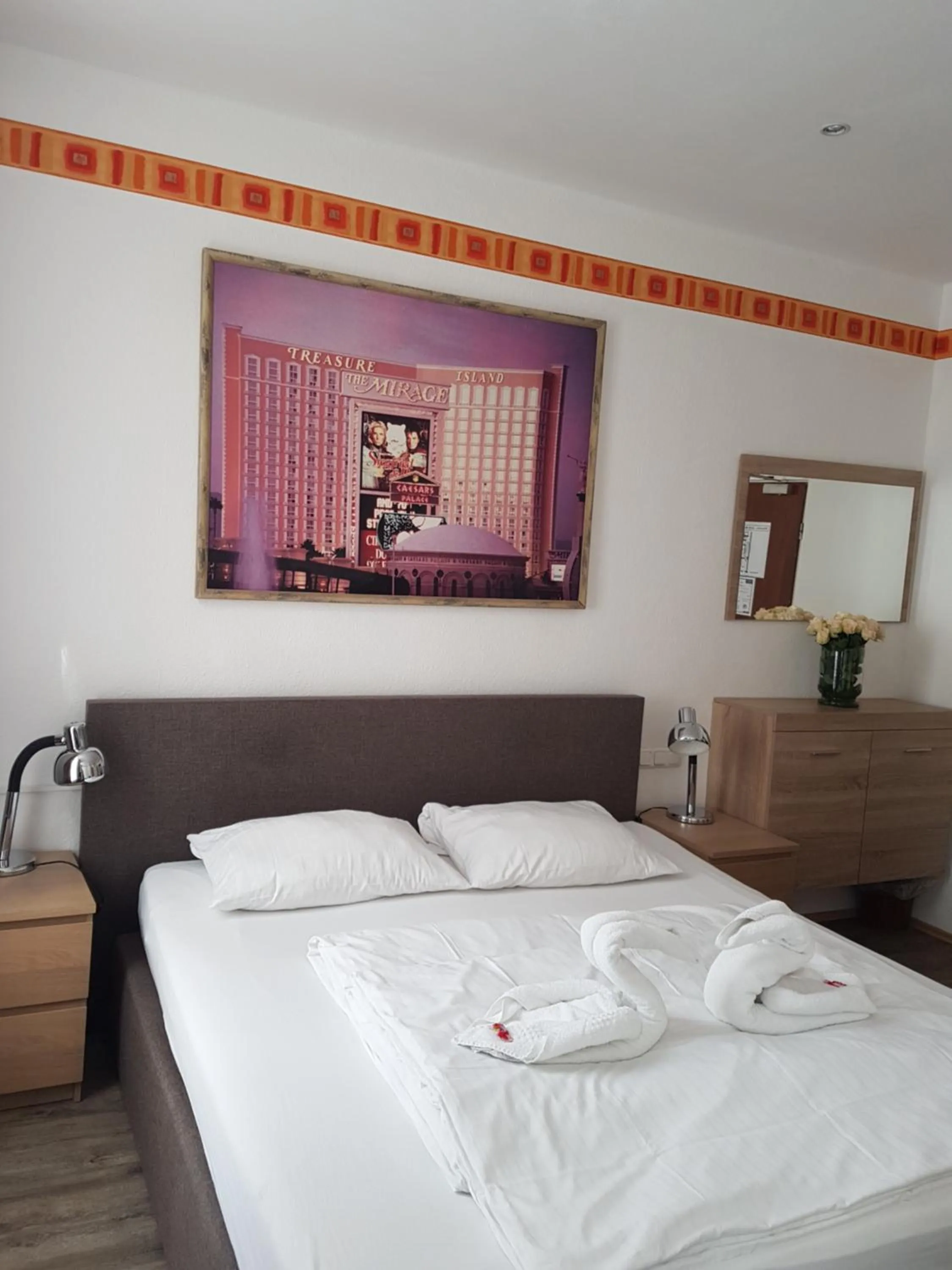 Bed in City Hotel Storch