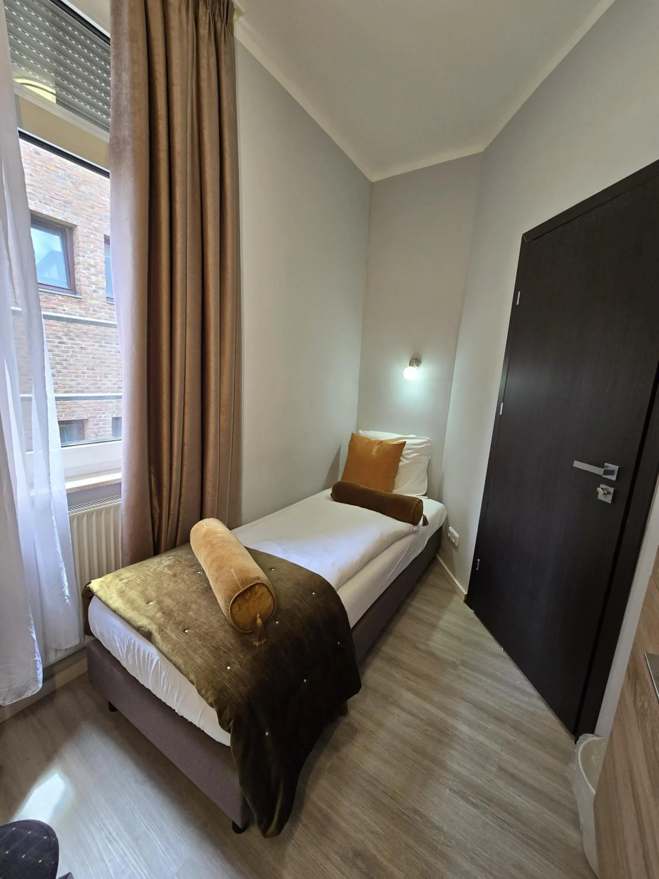 Bed in City Hotel Storch