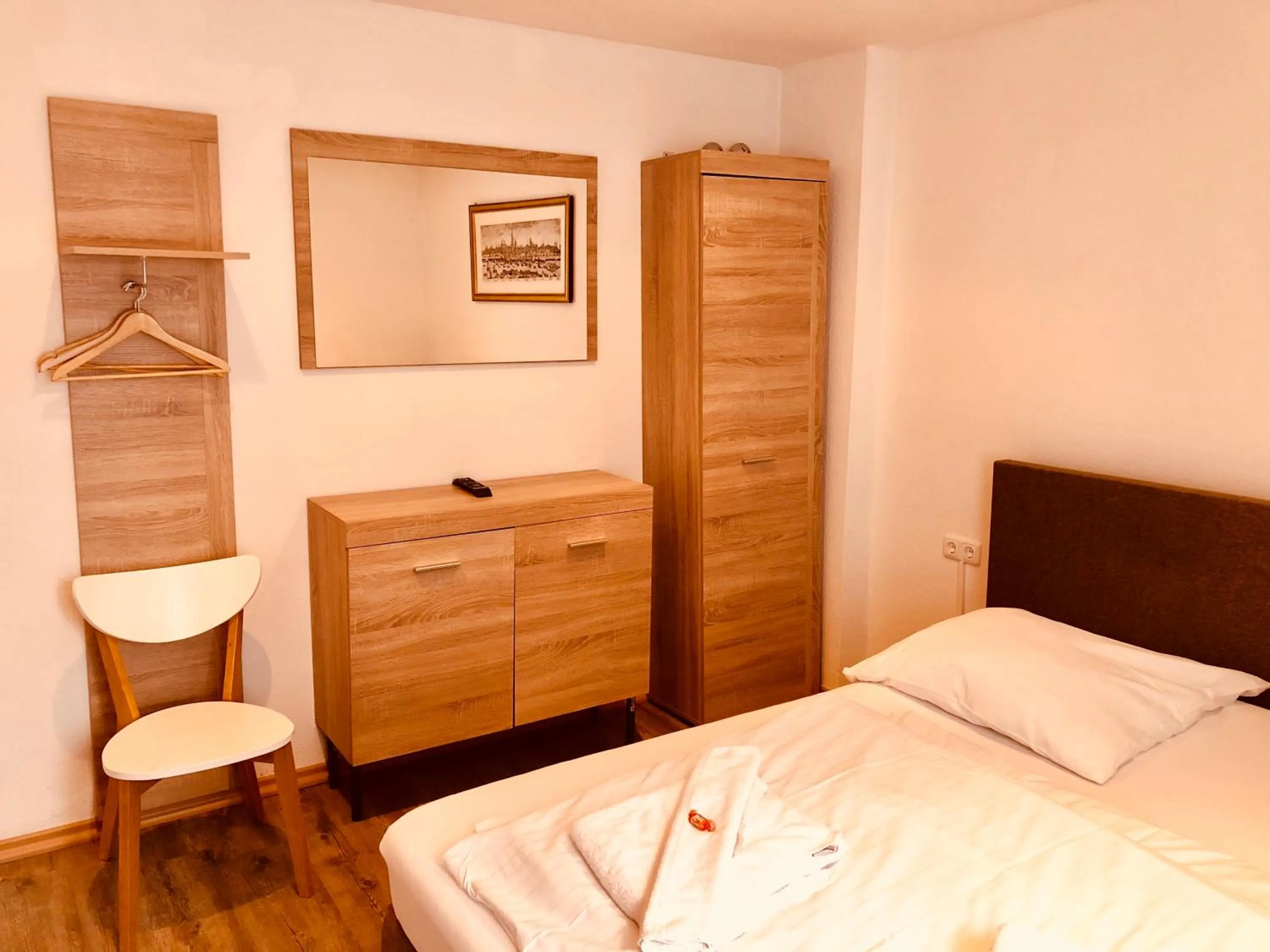 Photo of the whole room, Bed in City Hotel Storch