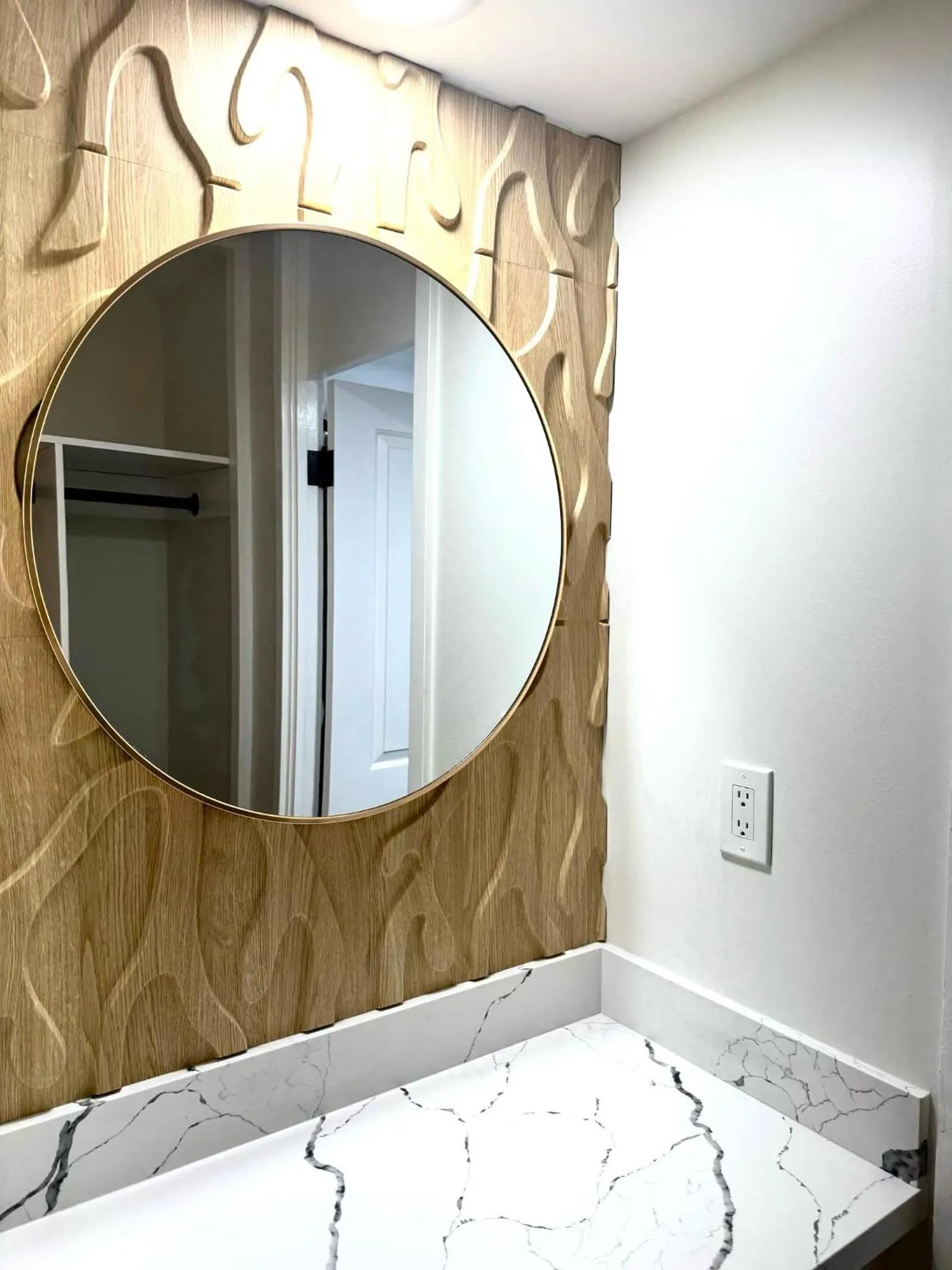 Marine Surf 16th floor