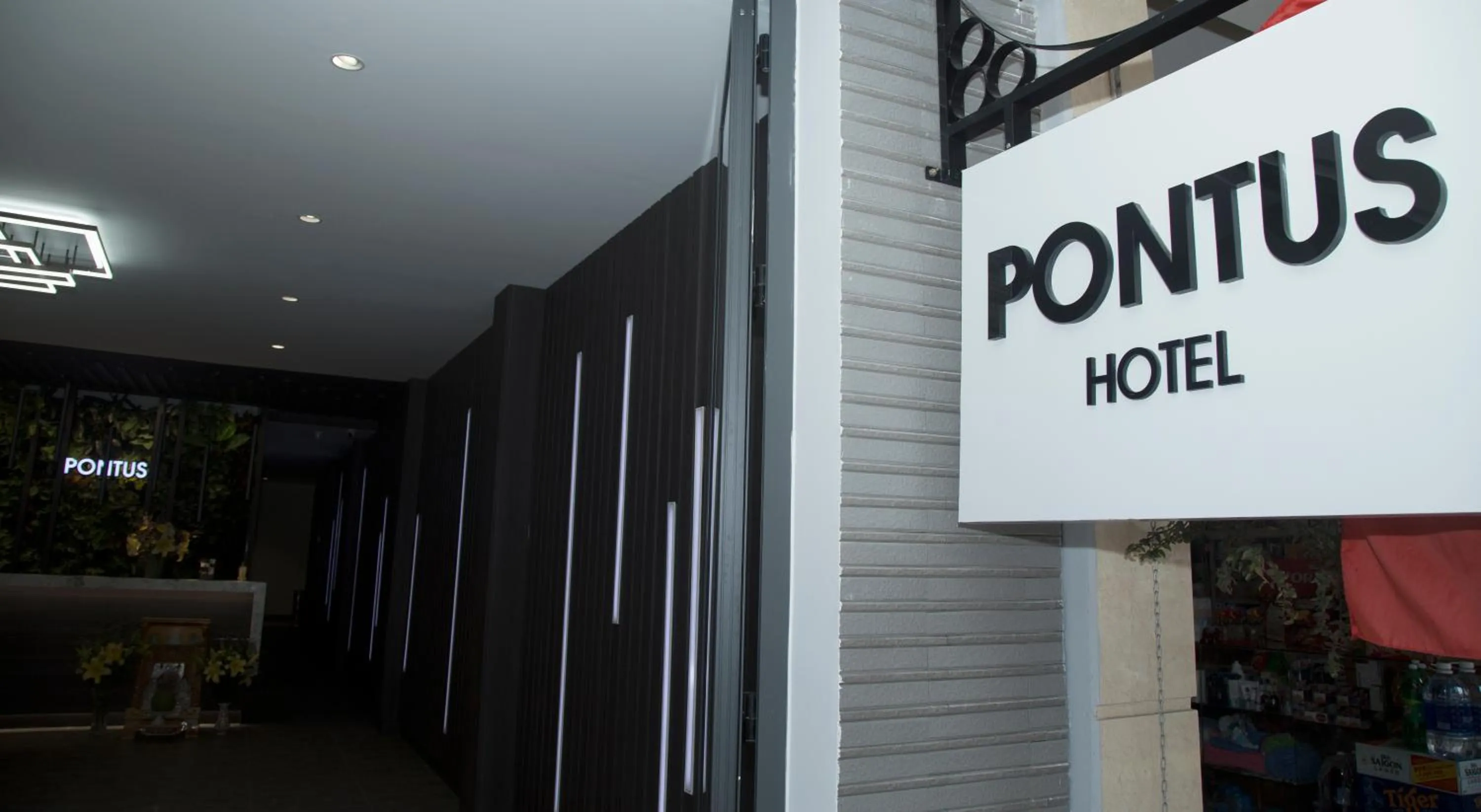 Property building in Pontus Hotel