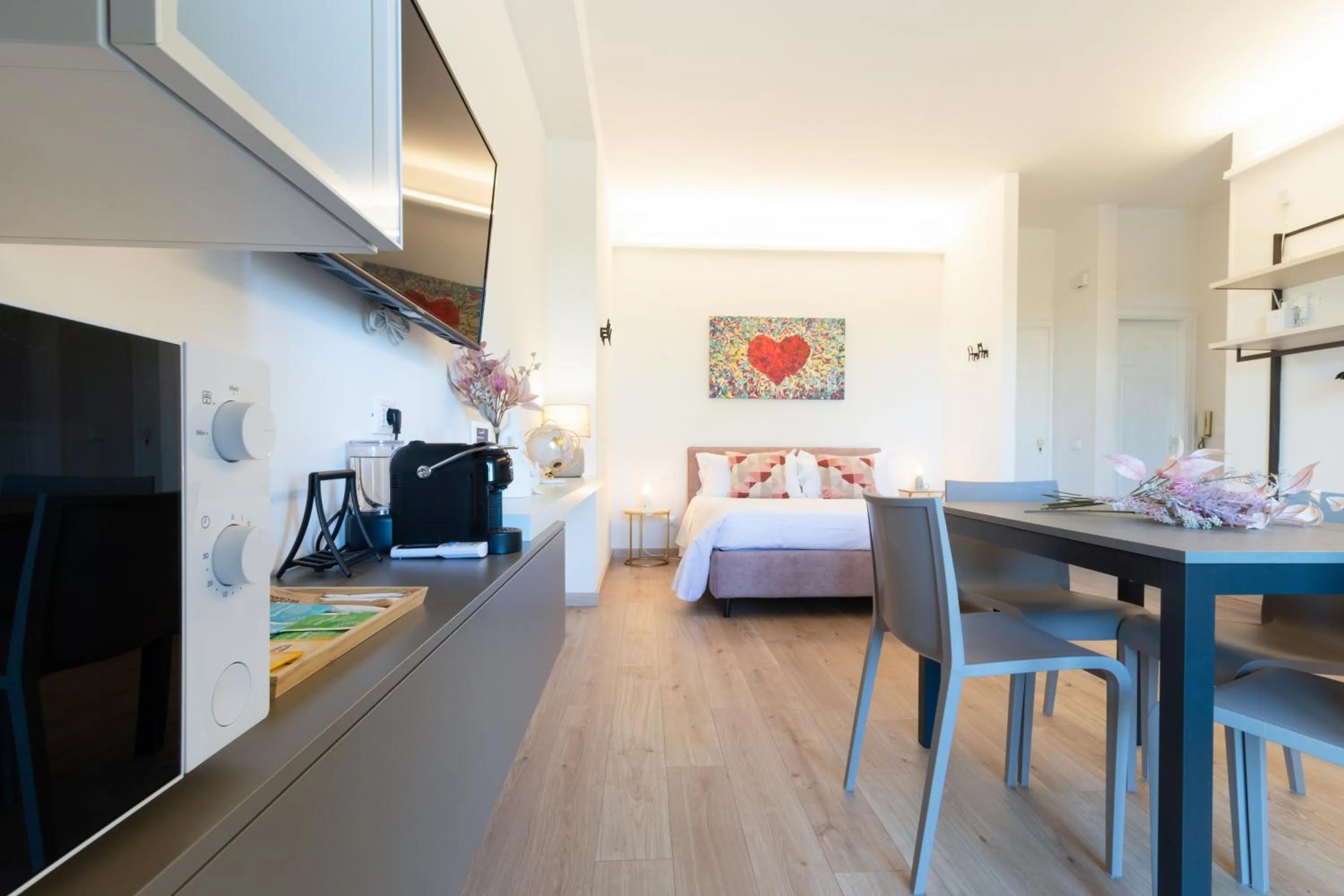 Bedroom, Bed in Appartamento con Terrazza Fronte Mare