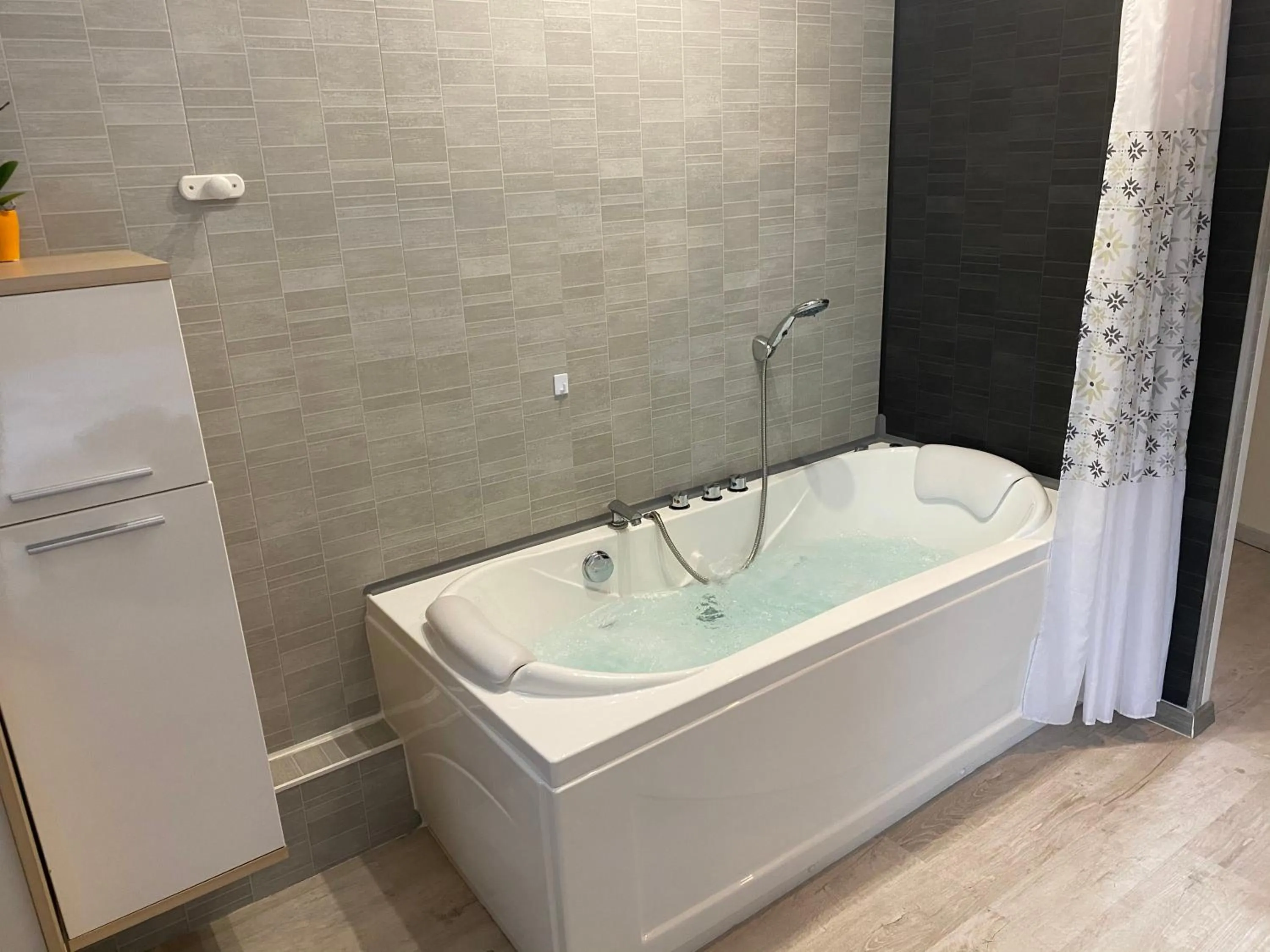 Bath in Chambre d’hôtes vaucluse