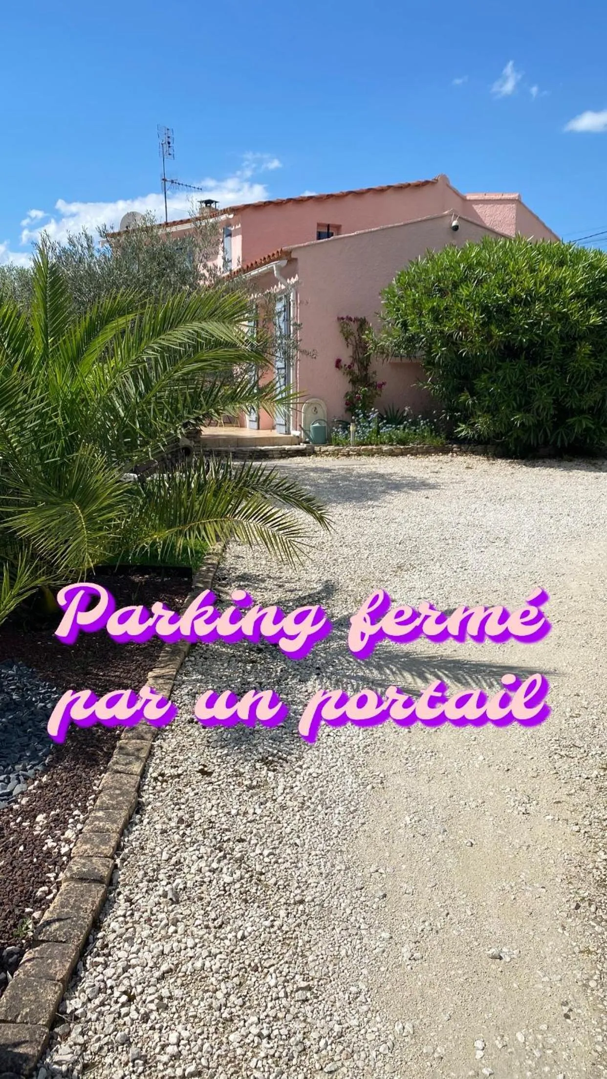 Property building in Chambre d’hôtes vaucluse