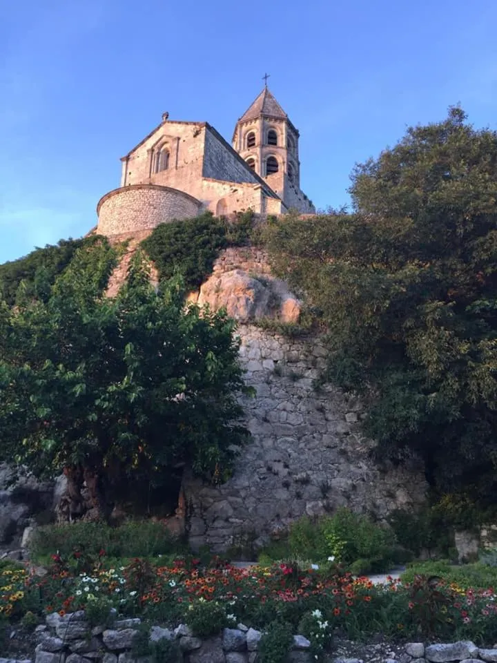 Nearby landmark in Chambre d’hôtes vaucluse
