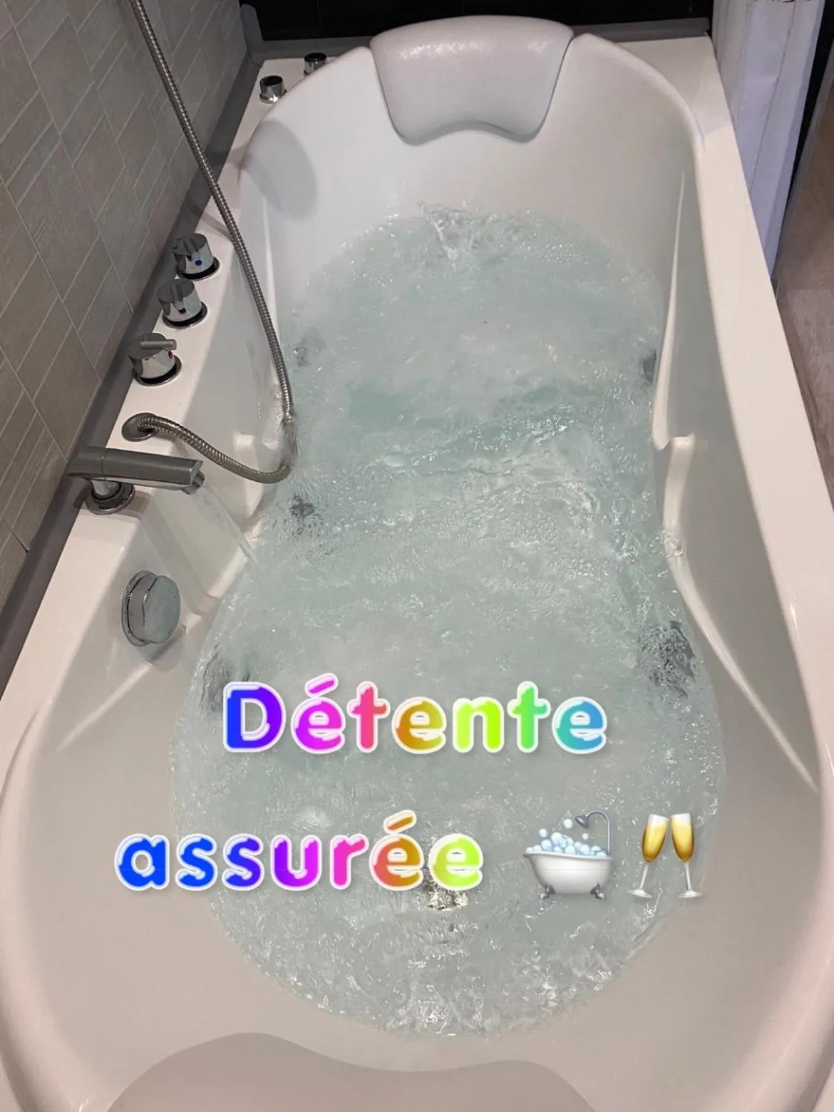 Hot Tub in Chambre d’hôtes vaucluse