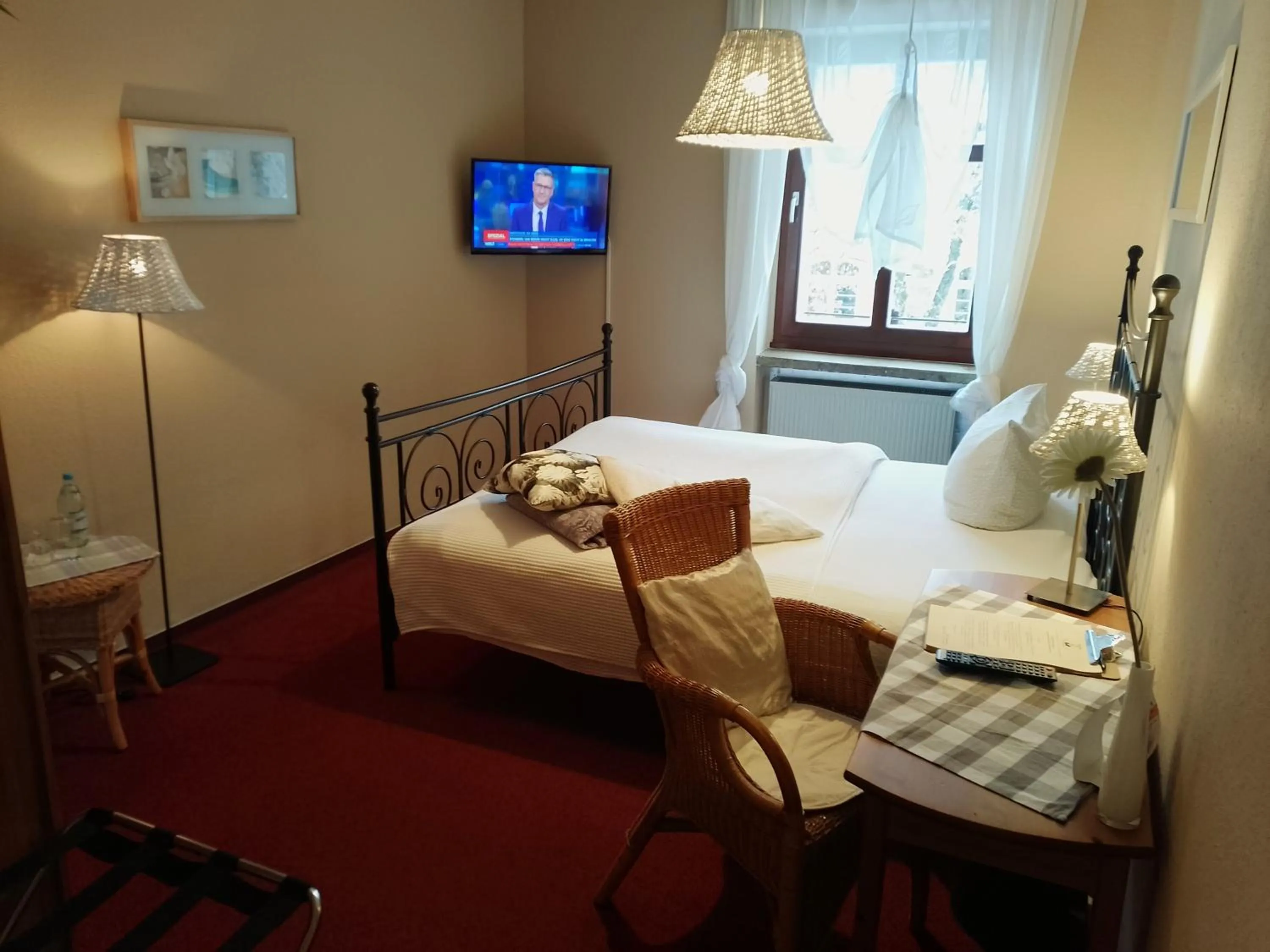 Bedroom, Bed in Hermanns Hotel Zum Goldenen Stern