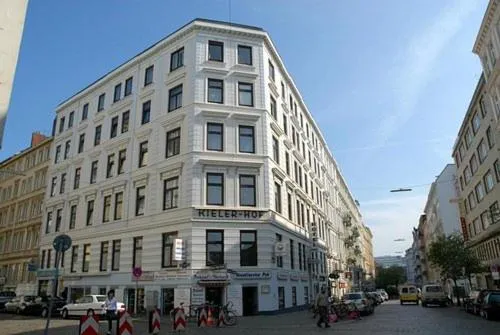 Hotel Kieler Hof - Hamburg Central Station