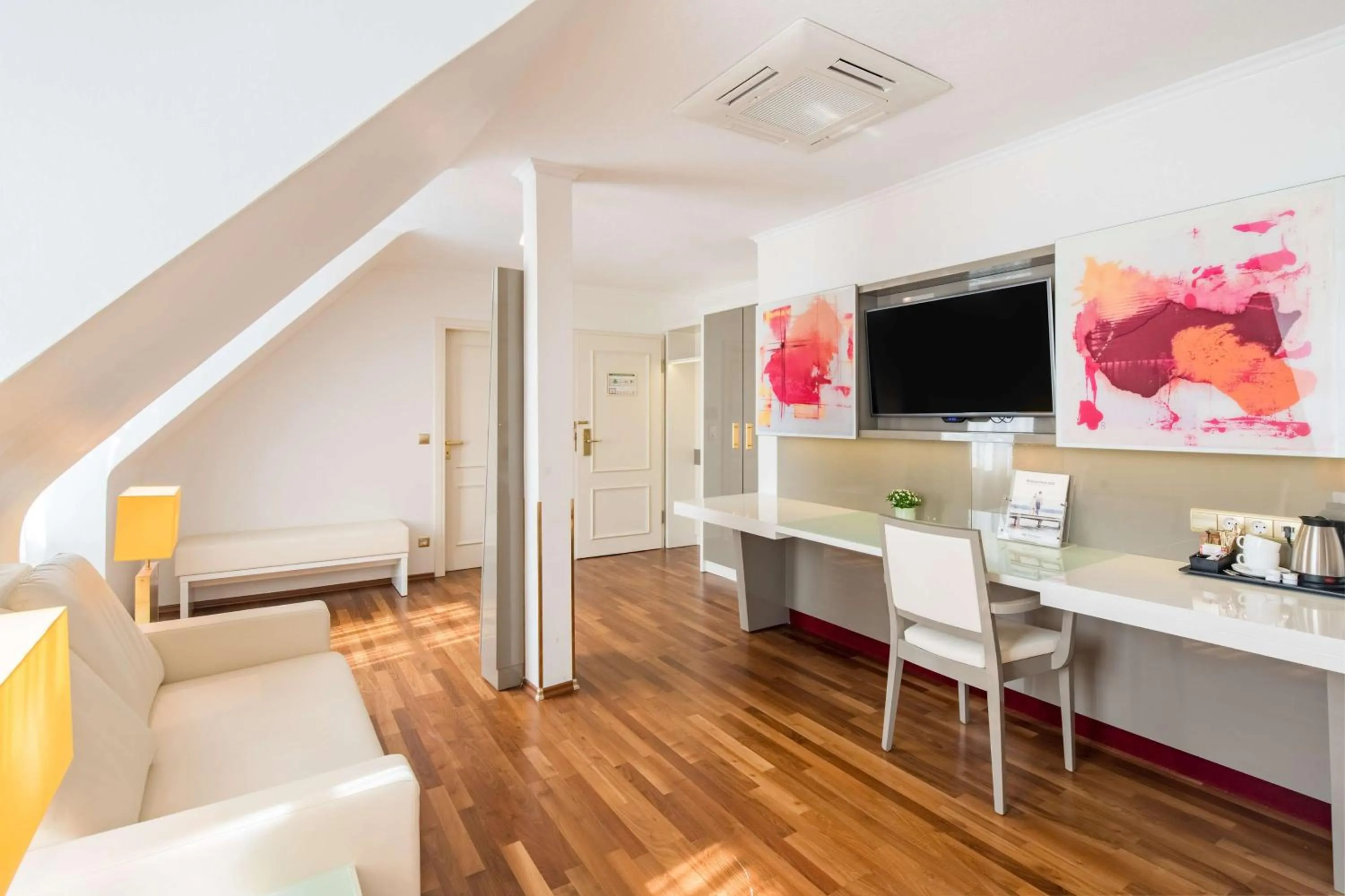 Photo of the whole room in Best Western Plus Hotel StadtPalais