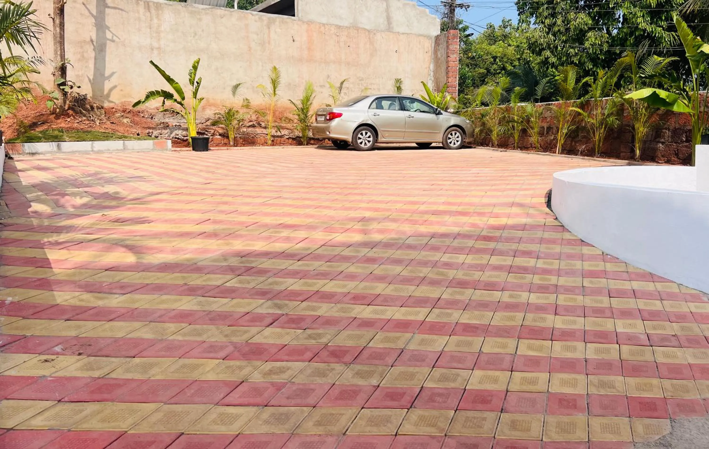 Parking in Aaria Hills