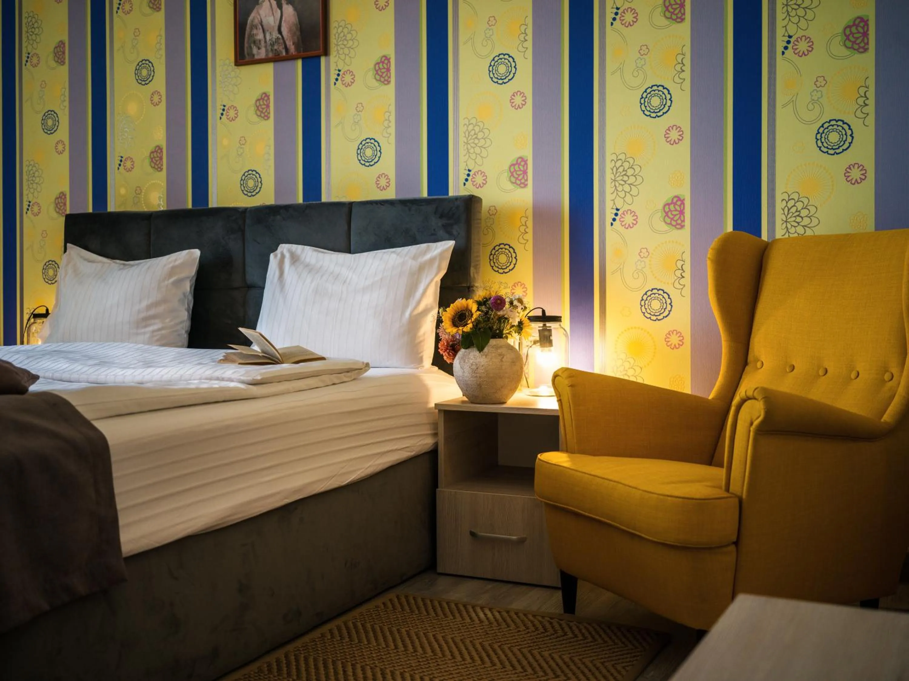 Bed in compleX living aparthotel