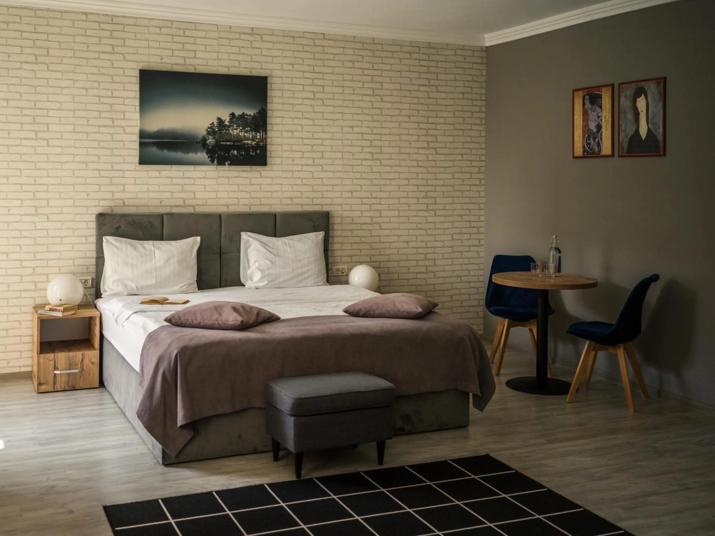 Bed in compleX living aparthotel