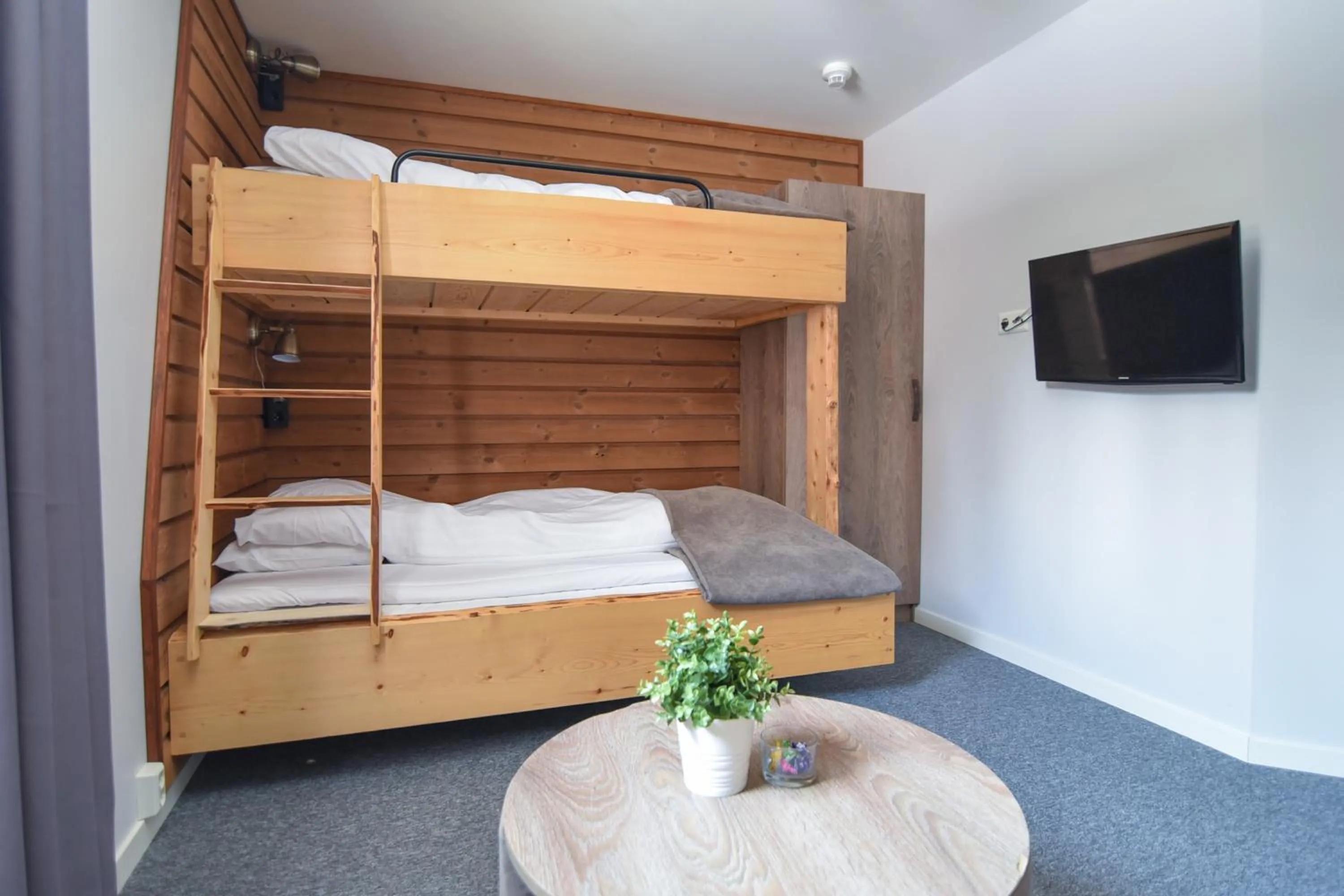 Bedroom, Bed in Big River Camp Hotel & Spa