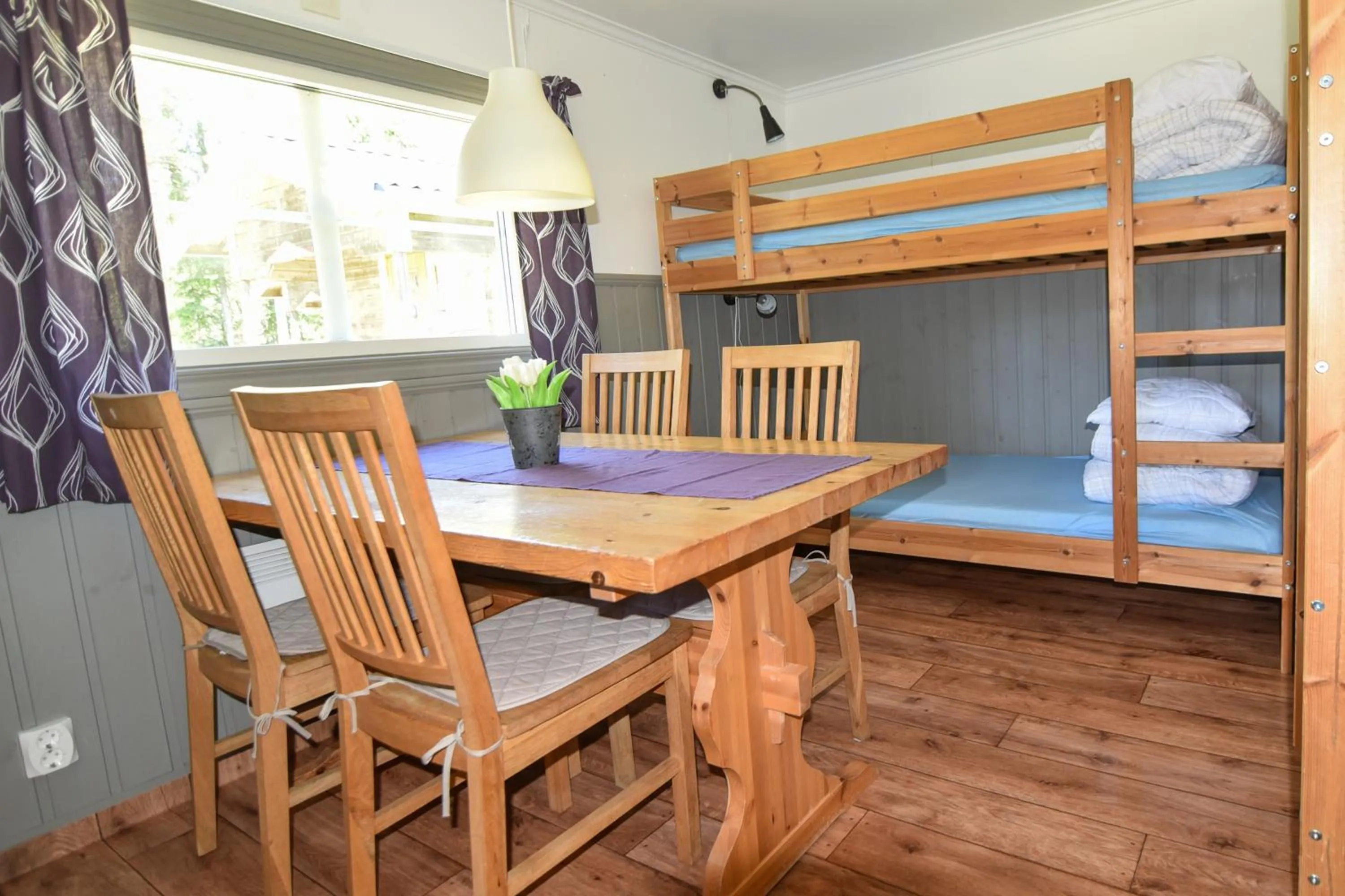 Dining area, Bed in Big River Camp Hotel & Spa