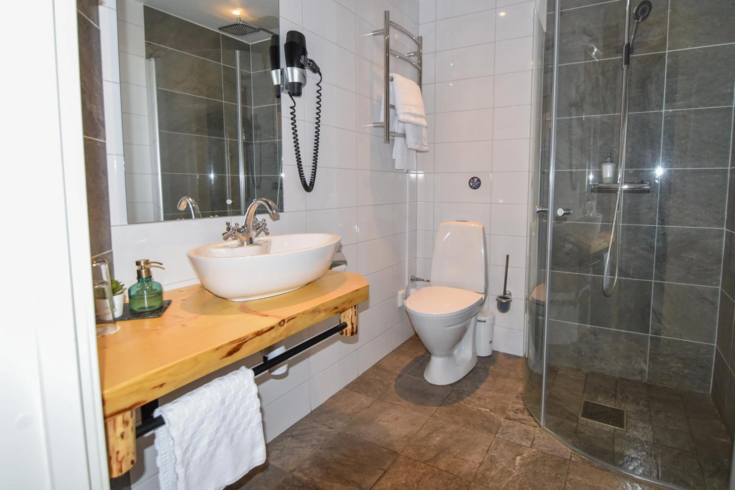 Bathroom in Big River Camp Hotel & Spa