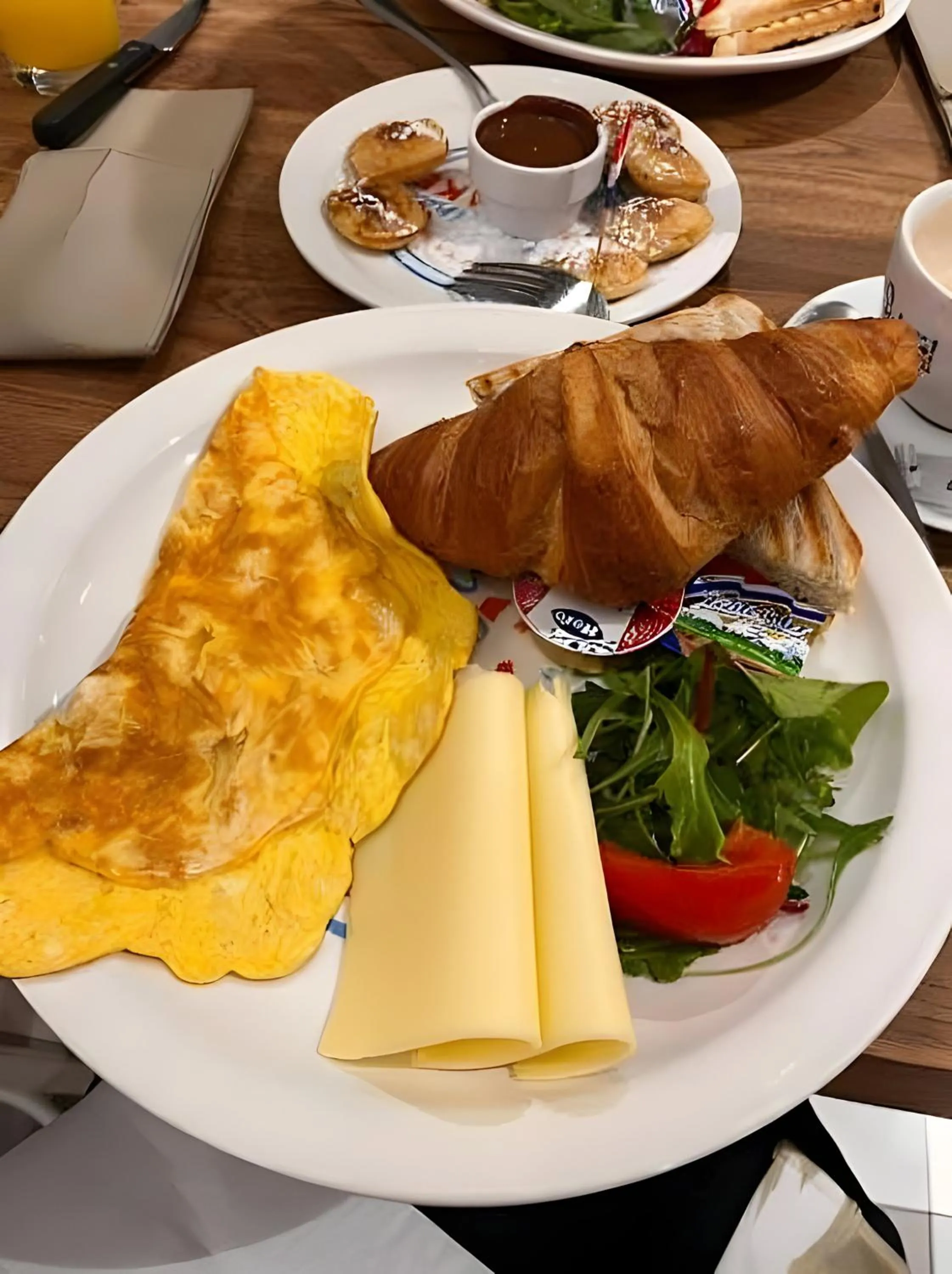 Breakfast in THIS HO(S)TEL