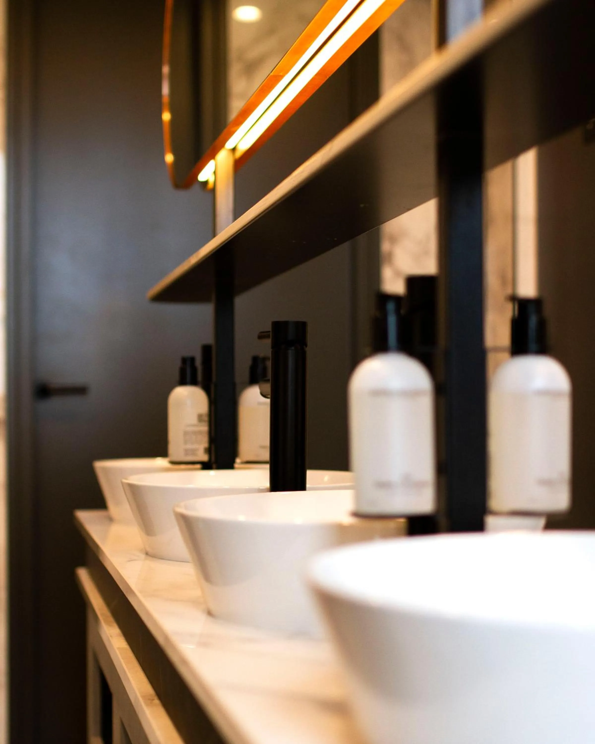 Bathroom in THIS HO(S)TEL