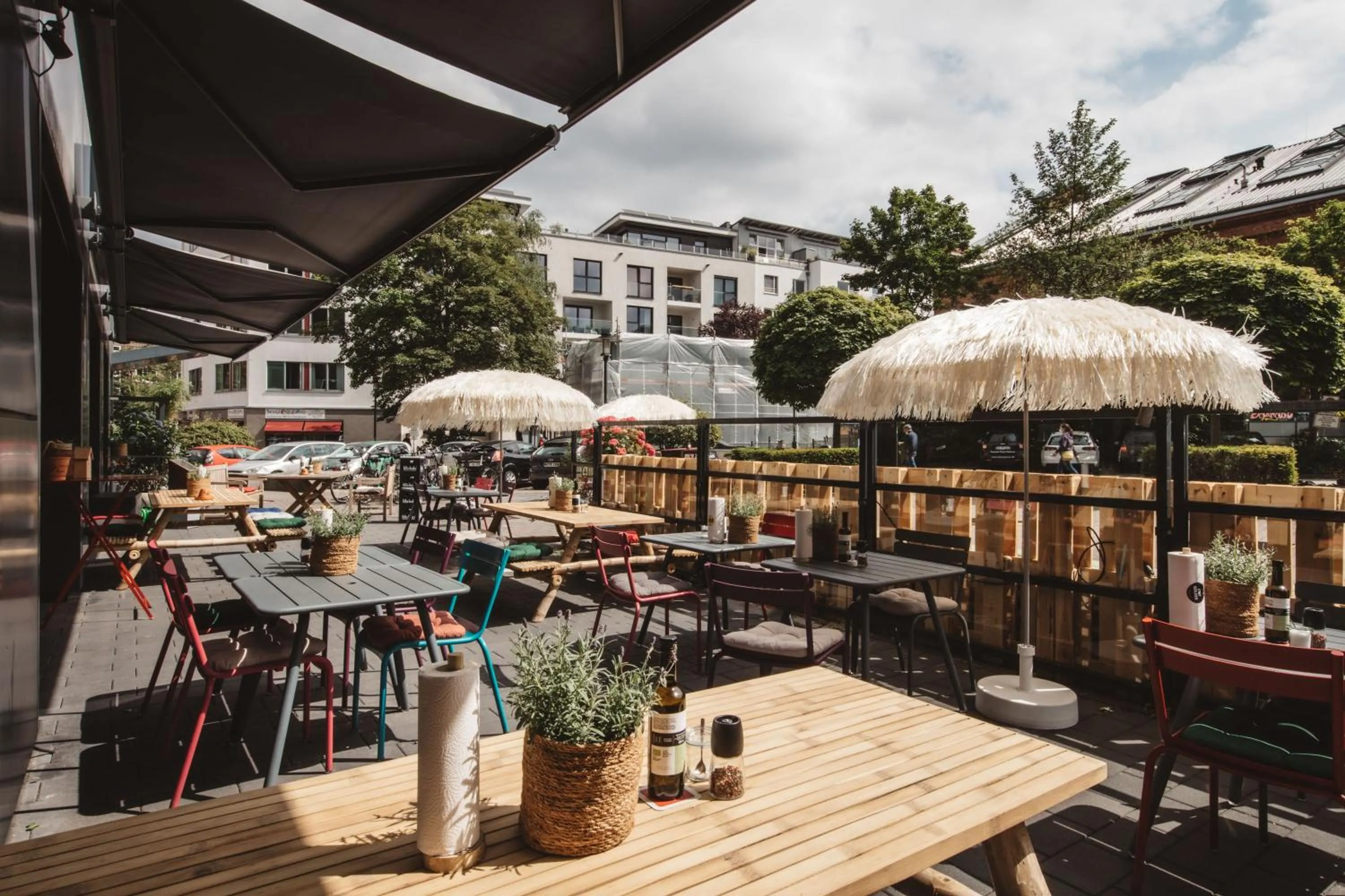 Restaurant/places to eat in Superbude Hamburg Altona