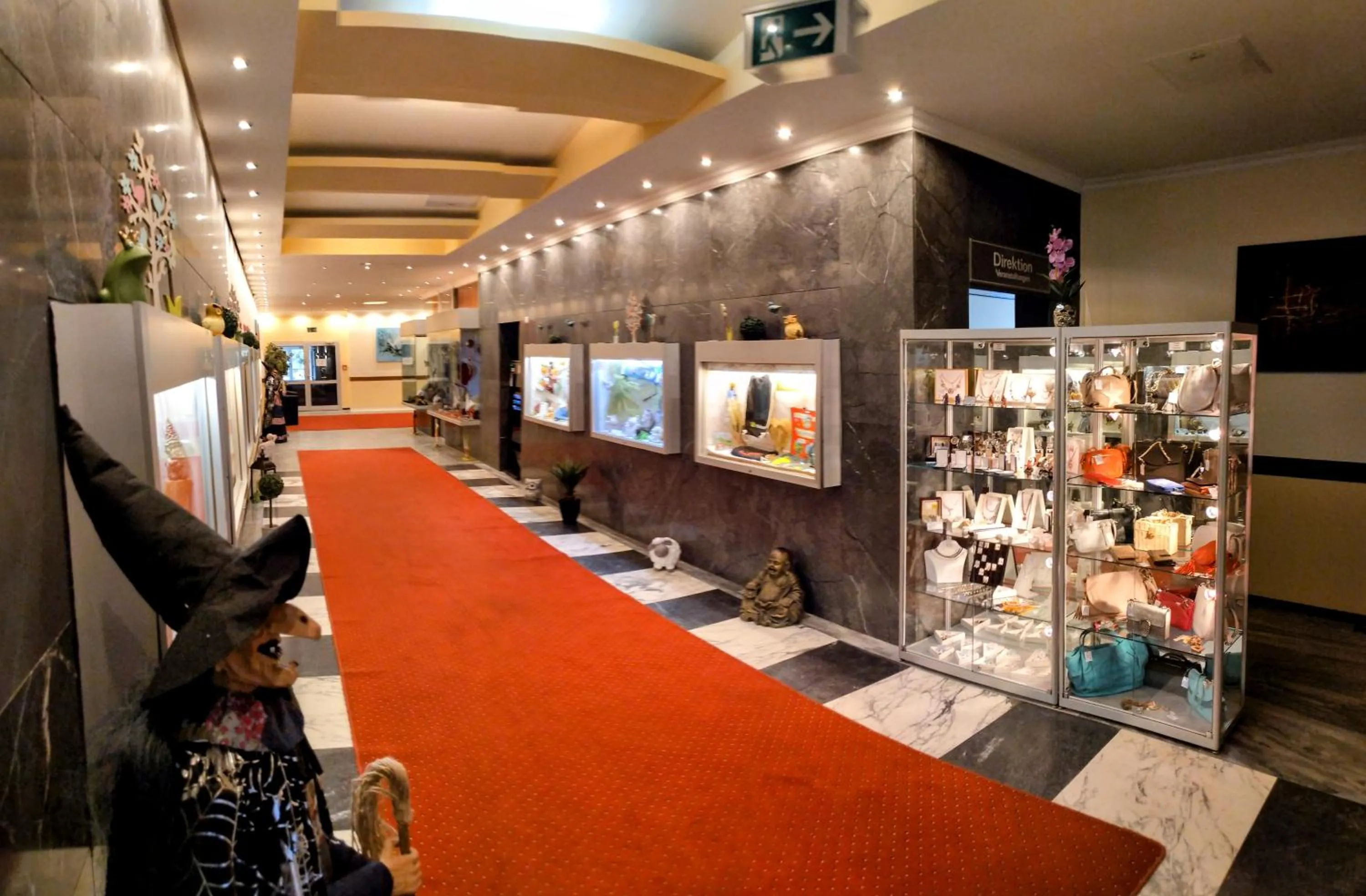 Lobby or reception in CAREA Residenz Hotel Harzhöhe