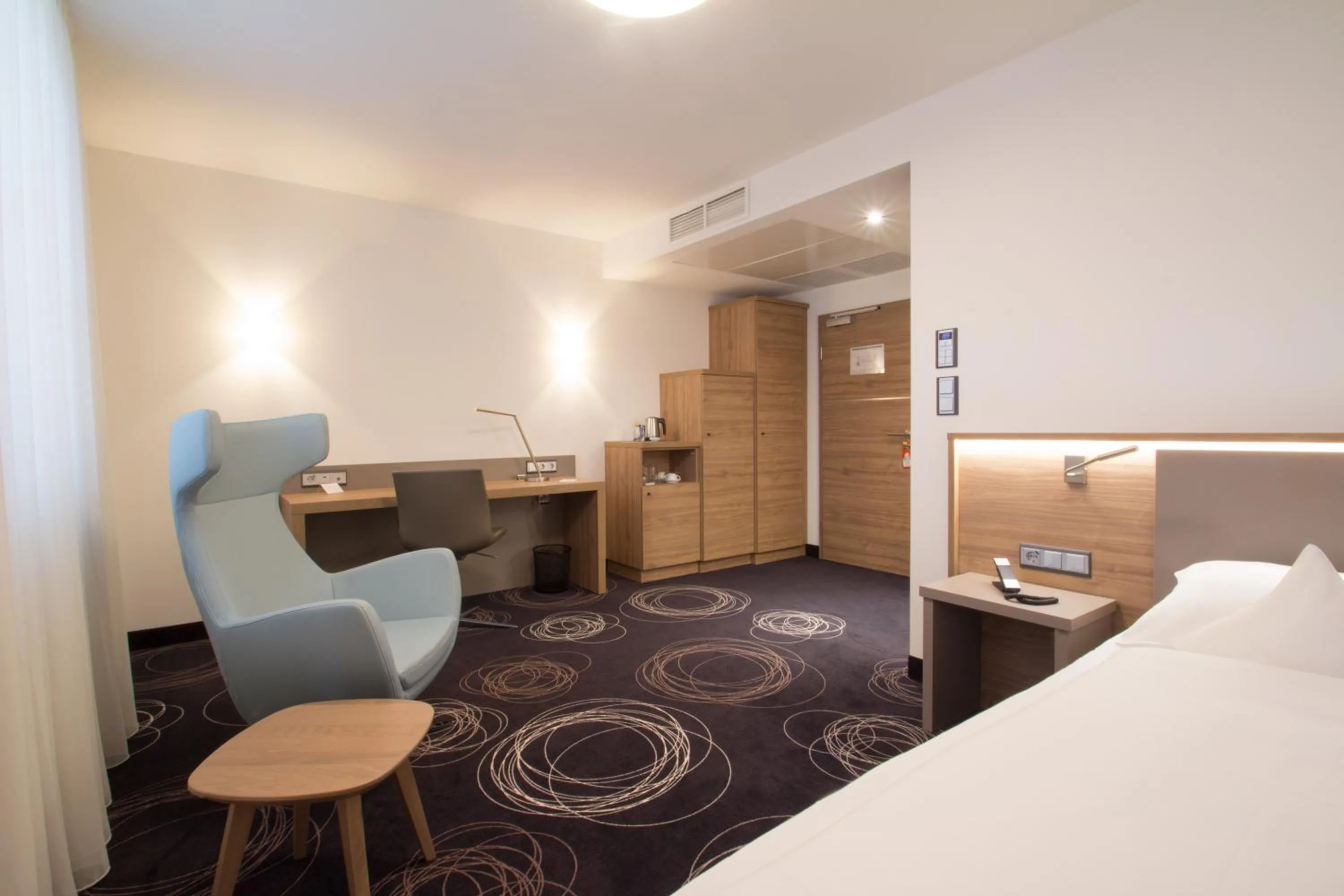 Photo of the whole room, Bed in Hotel Rio Karlsruhe